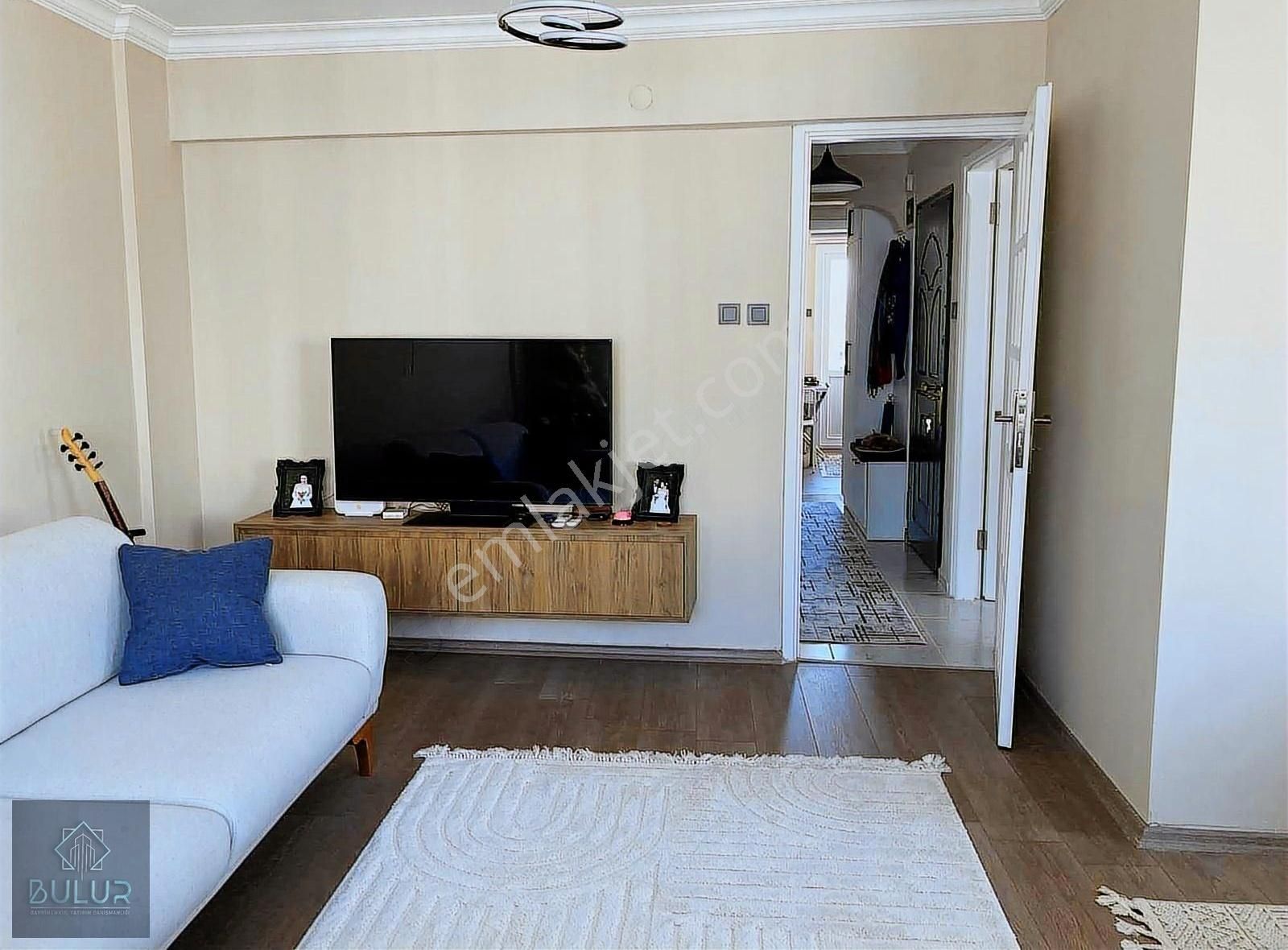 Bulur'dan Buca Şirinyer İzban Ykn.2+1 Satılık Daire.