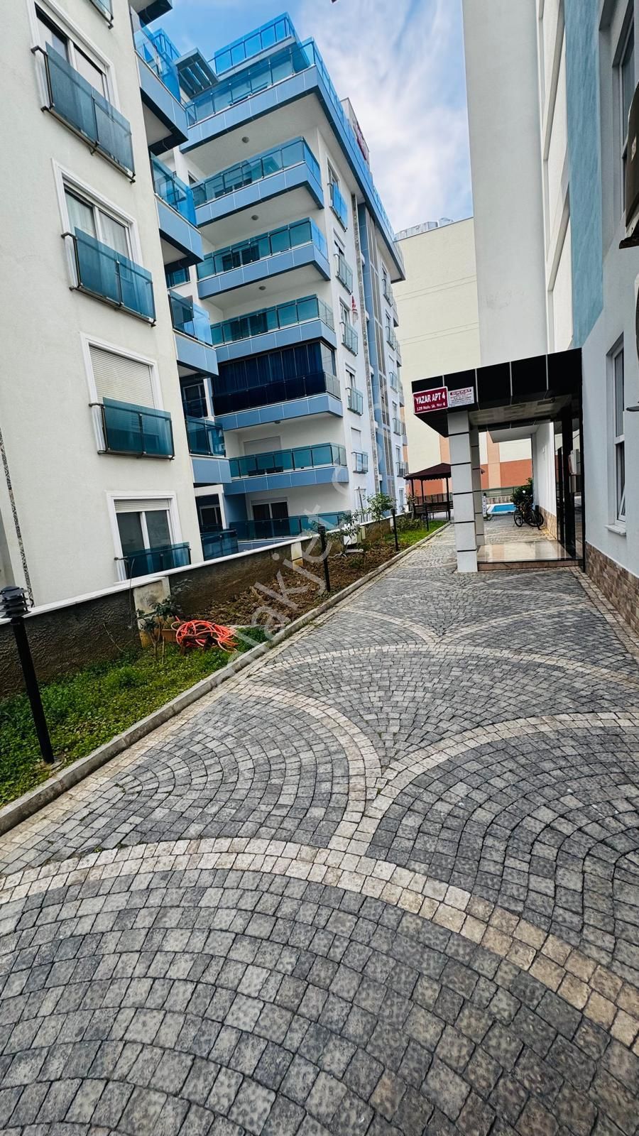 Antalya Alanya Mahmutlar'da Yazar 4 4+1 Dublex Satlık Daire - Görsel 2