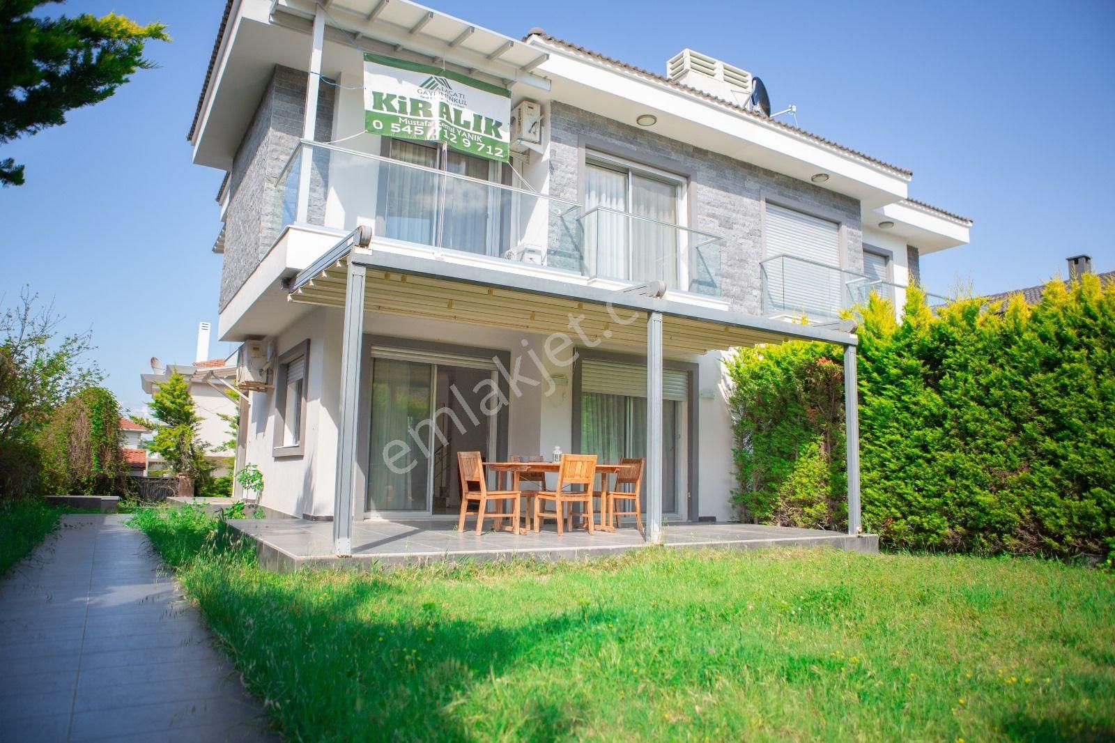 Ekim İtibarıyla Kış Aylarında Kiralık Ilıca, Altınyunus'ta 3+1 Bahçeli Villa