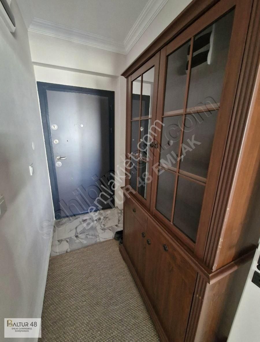 Seydikemer Kadıköy'de Satılık 4+1 Triplex Havuzlu Villa