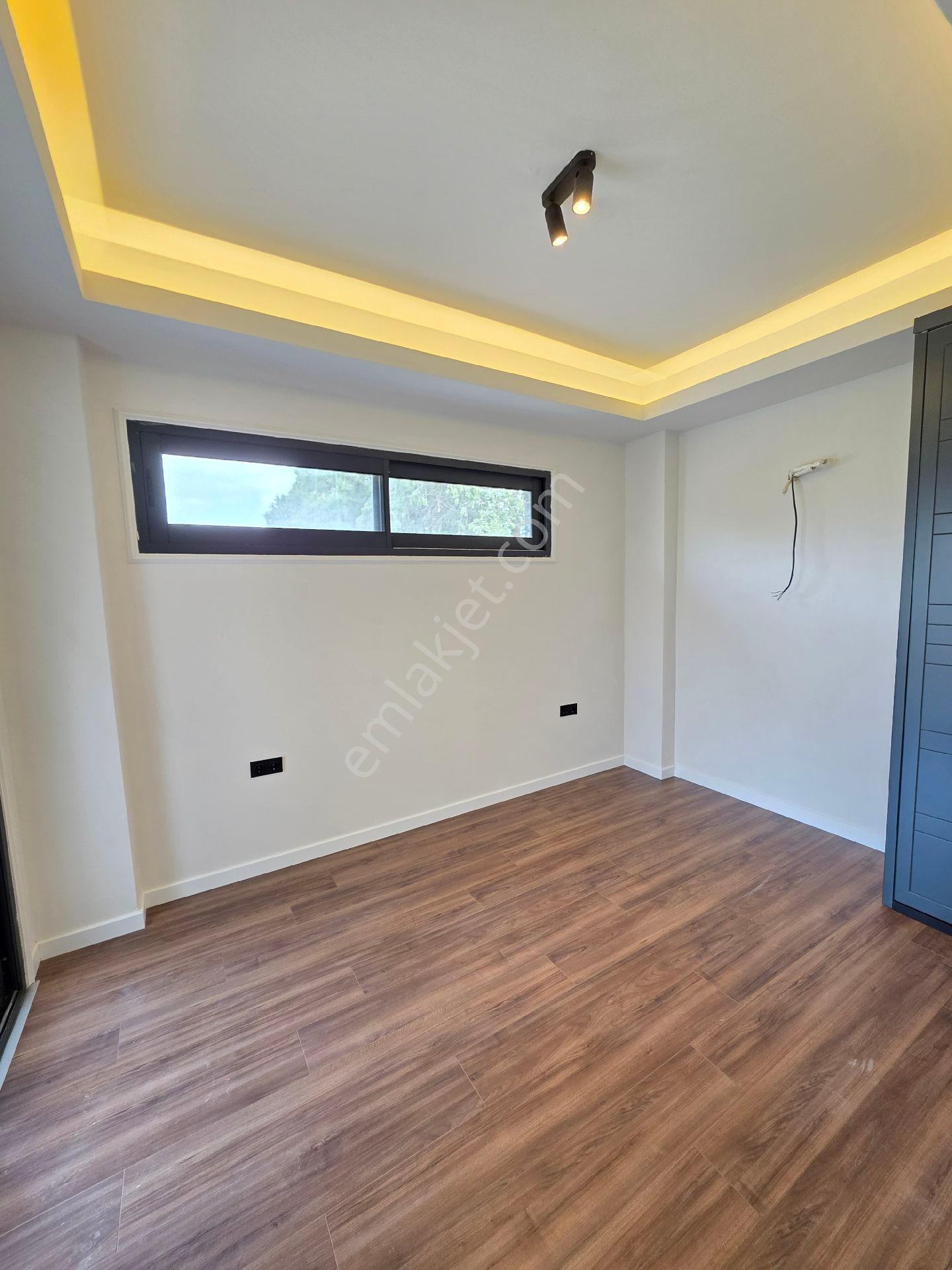 Agr Group'tan Denize 100 Metre Havuzlu/güvenlikli Villa ! - Görsel 24