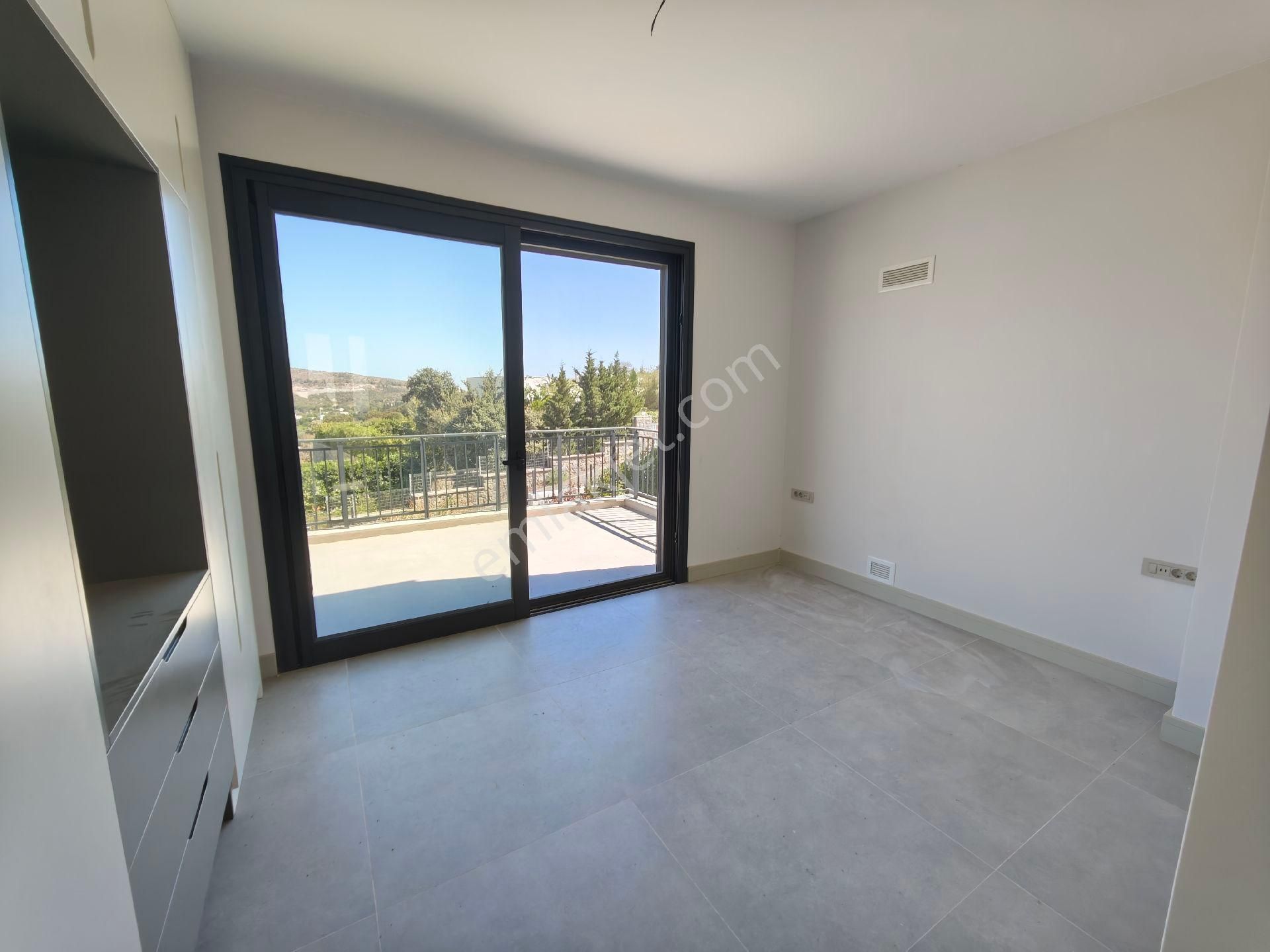 Agr Group'tan Müstakil/havuzlu/kapalı Otoparklı Lüx Villa ! - Görsel 31