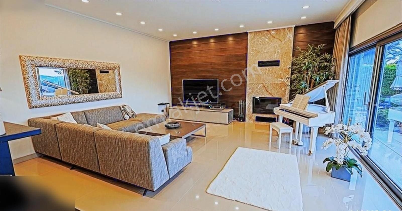 Agr Group'tan Konacık'ta Tek Katlı Müstakil Havuzlu Eşyalı Villa - Görsel 12