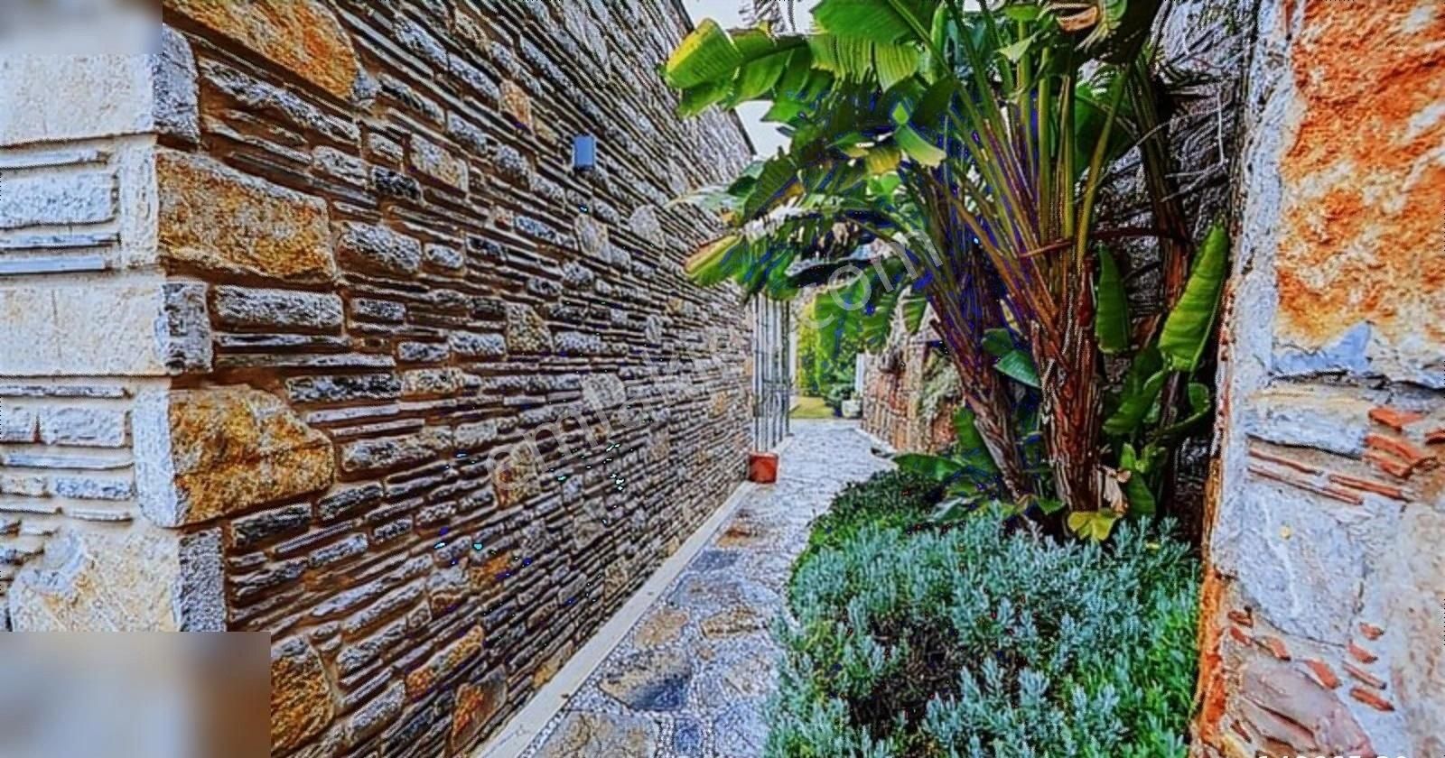 Agr Group'tan Konacık'ta Tek Katlı Müstakil Havuzlu Eşyalı Villa - Görsel 29