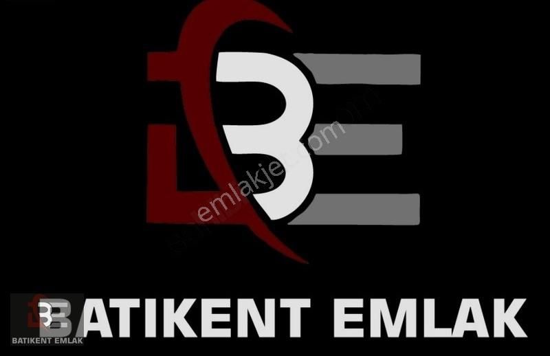 Ticari İmarlı Karacakaya Mahallesi'nde Çevrili Arsa