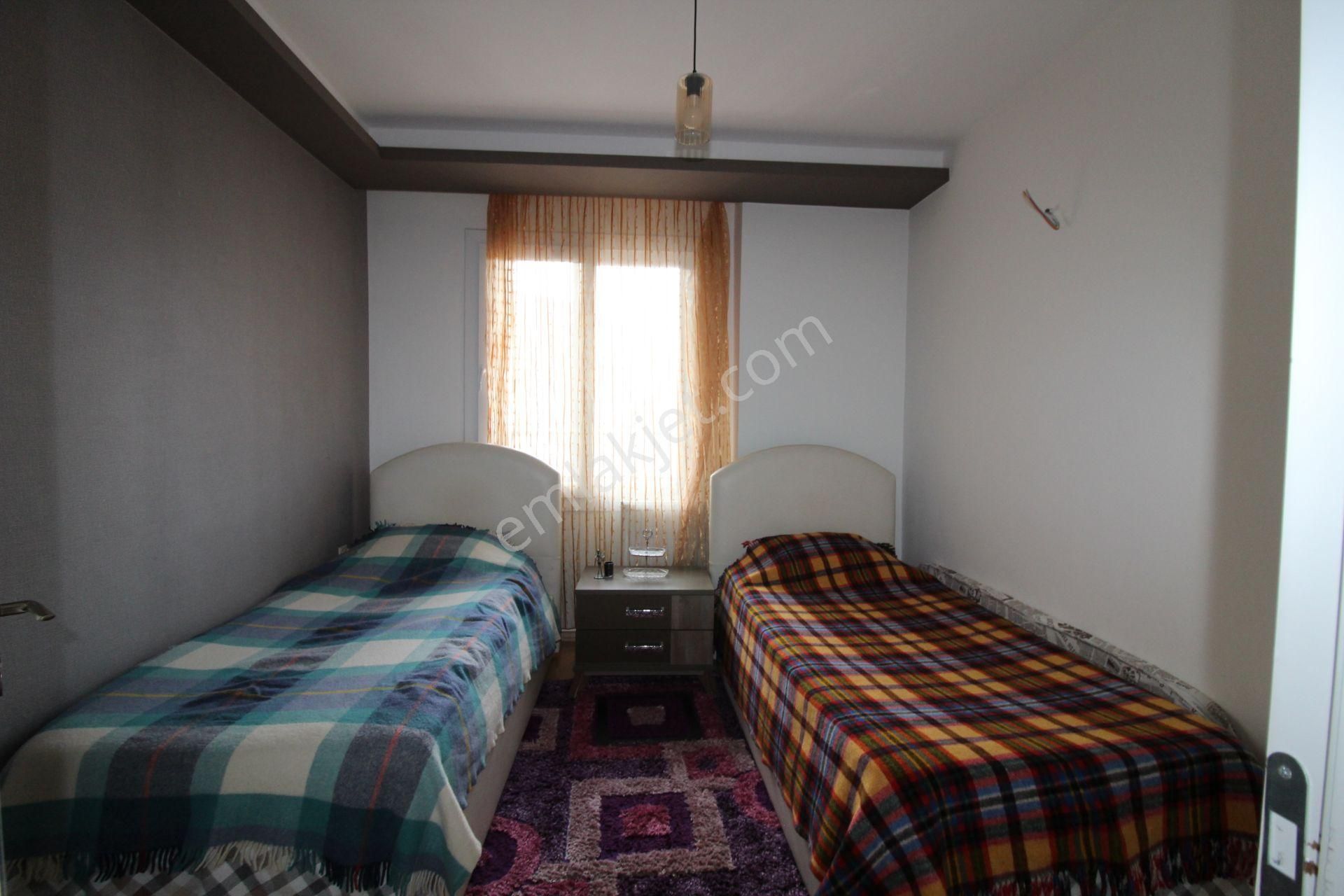 Aslan'dan Tece'de Merkezi Konum'da Havuzlu Full Eşyalı 2+1 - Görsel 3