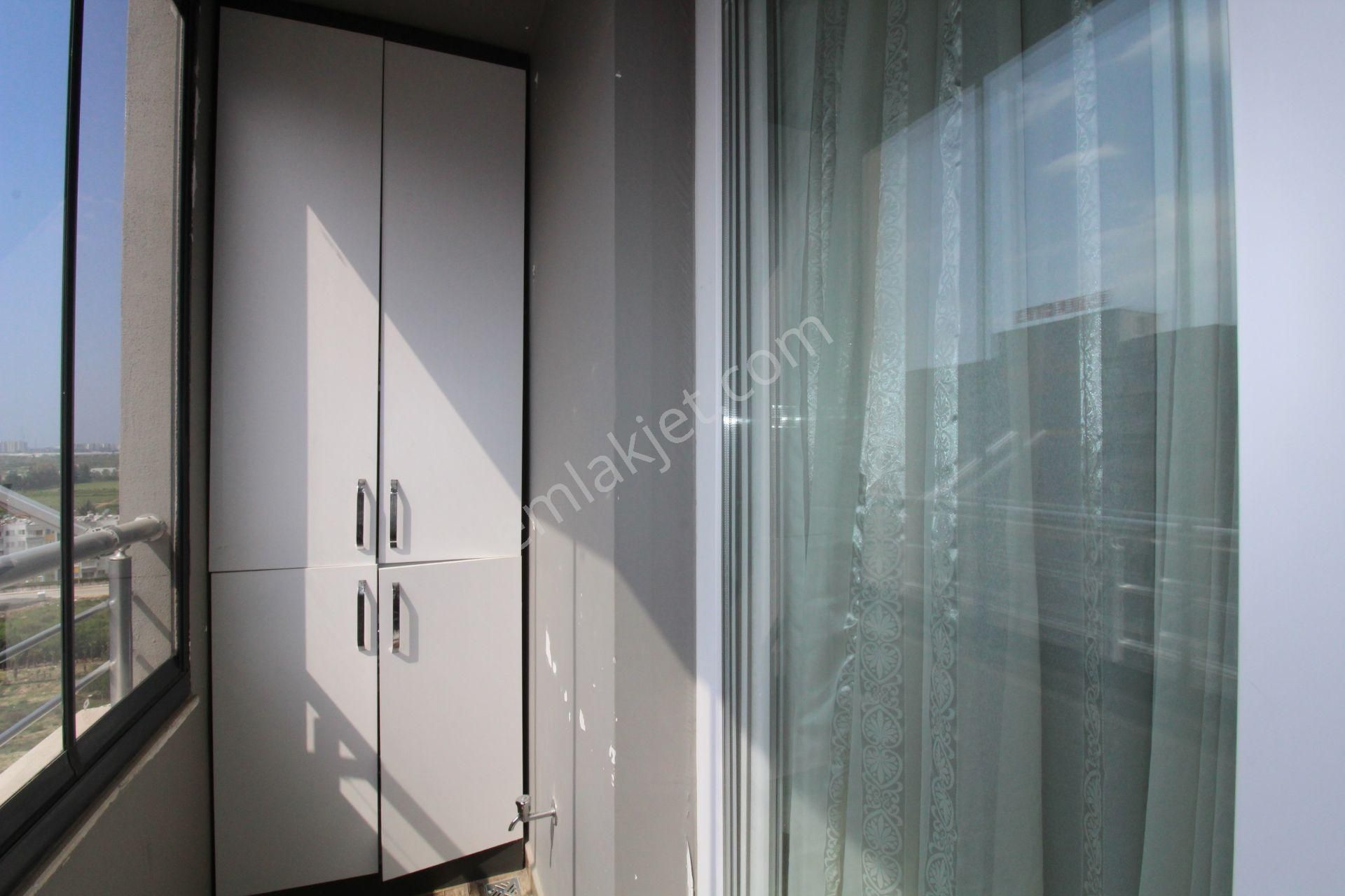 Aslan'dan Tece'de Merkezi Konum'da Havuzlu Full Eşyalı 2+1 - Görsel 8