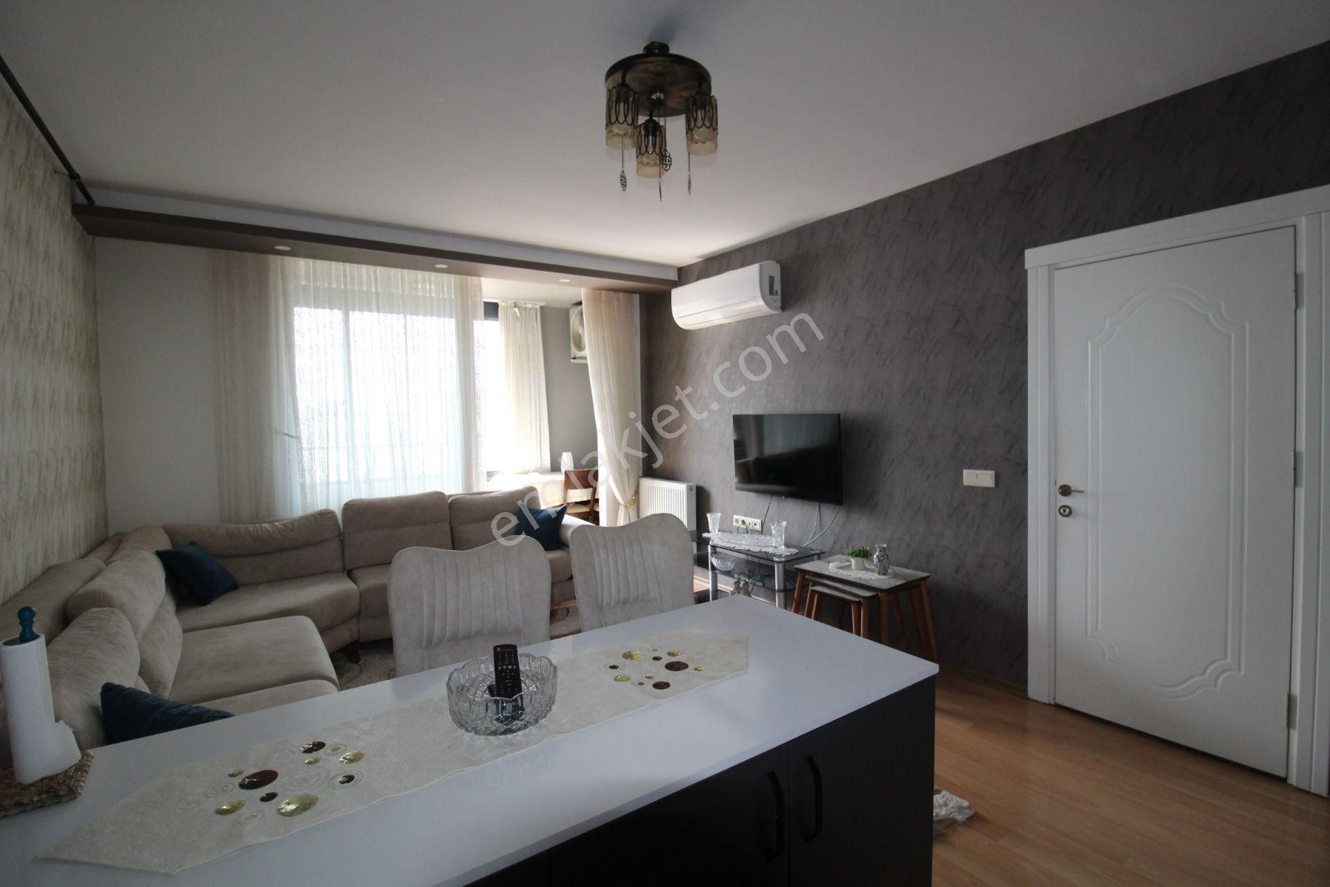 Aslan'dan Tece'de Merkezi Konum'da Havuzlu Full Eşyalı 2+1 - Görsel 16