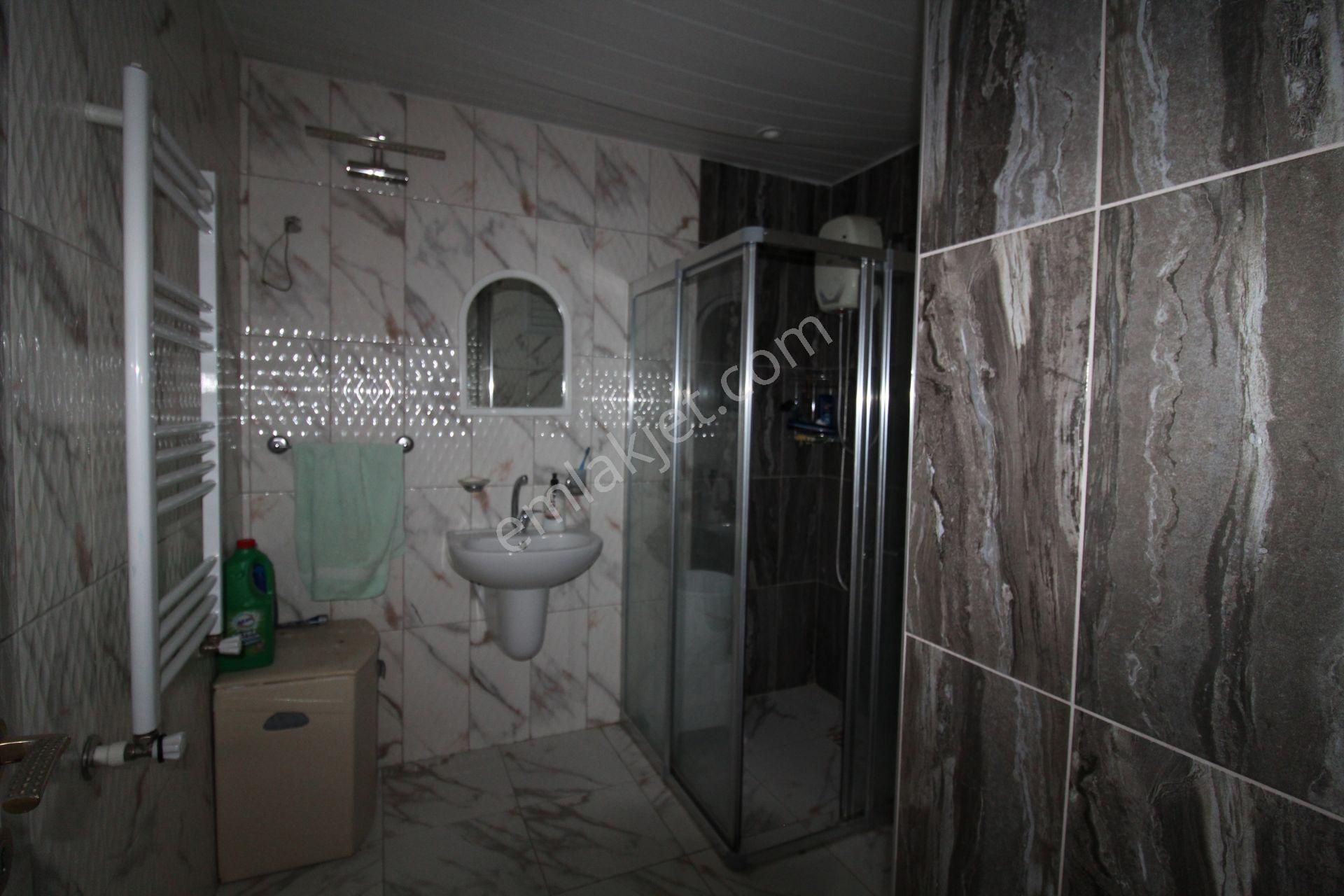 Aslan'dan Tece'de Merkezi Konum'da Havuzlu Full Eşyalı 2+1 - Görsel 15