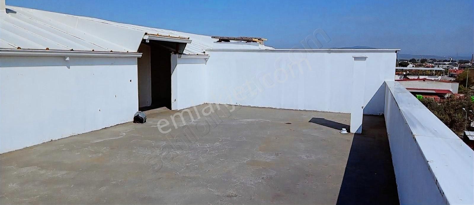 Novada Yolu Üzeri Satılık Dubleks