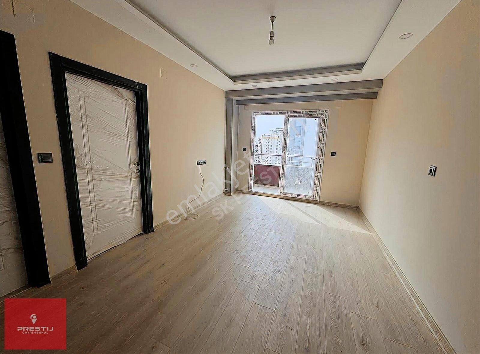 Prestij'den Yatırımlık Çift Cepheli Köşe Daire Satılık 1+1