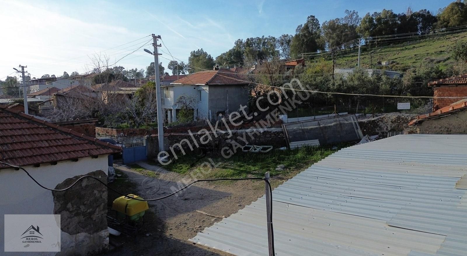 Aliağa Helvacı'da İçinde Tadilat Olabilecek Ev&arsa - Görsel 33