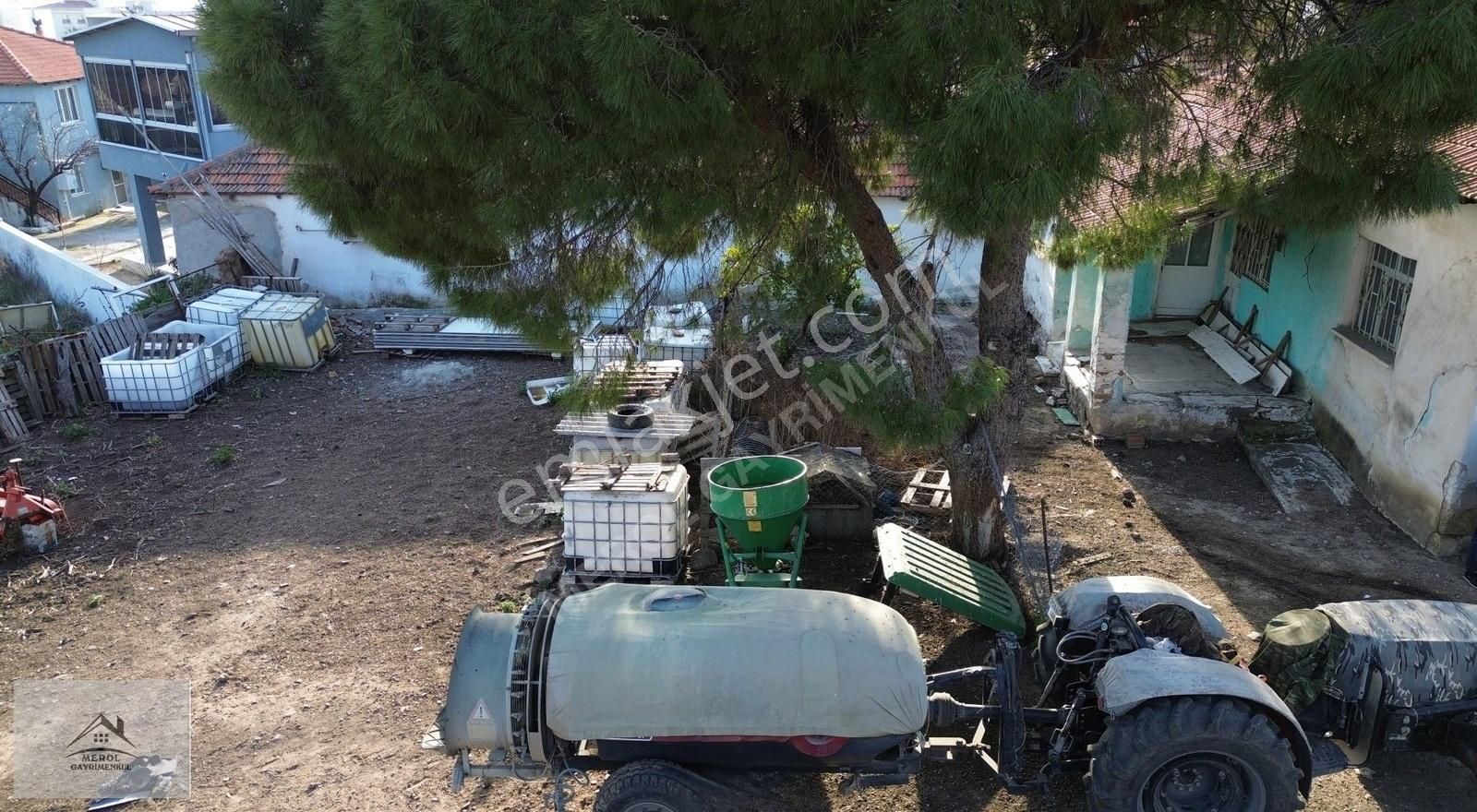 Aliağa Helvacı'da İçinde Tadilat Olabilecek Ev&arsa - Görsel 20