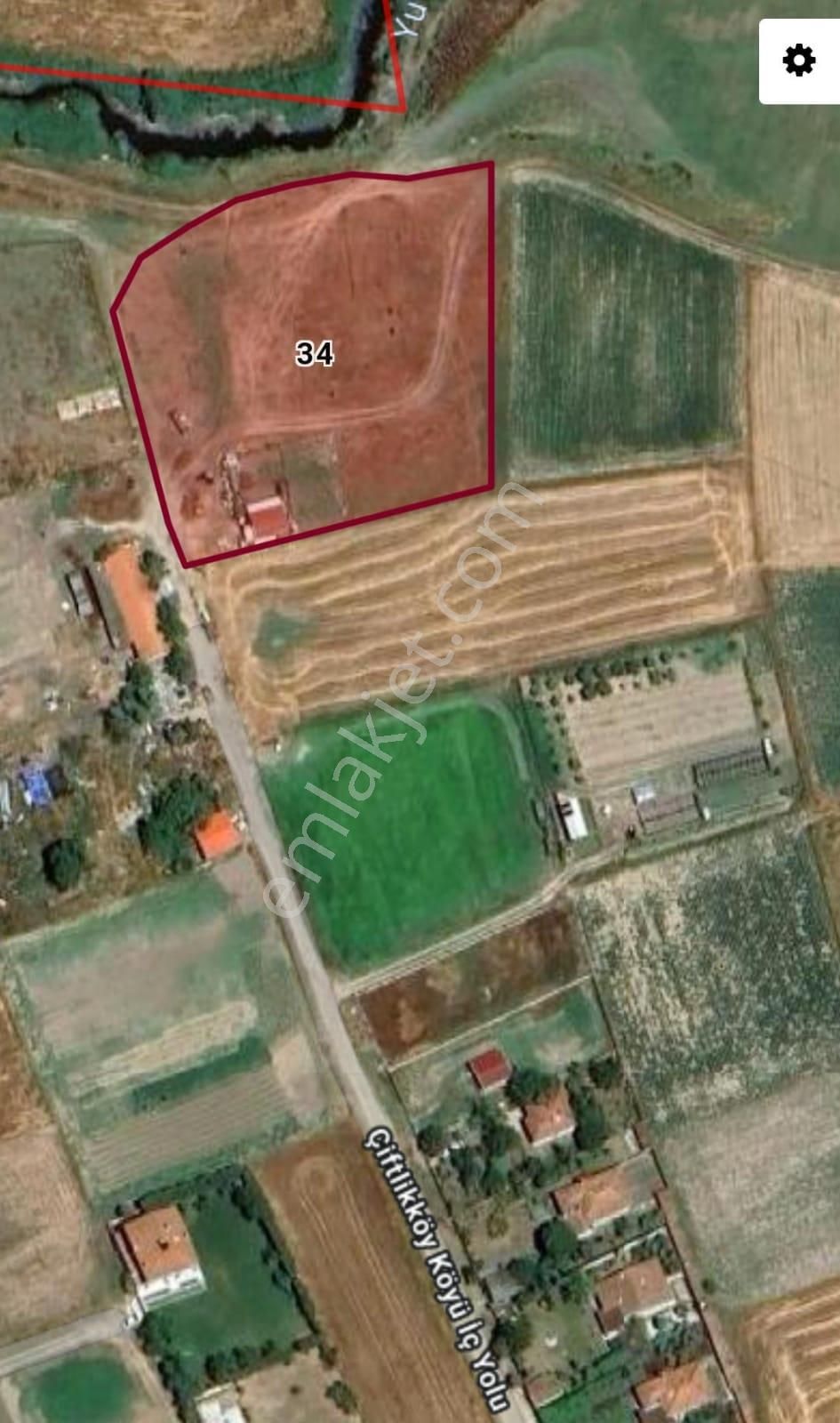 Kırklareli Lüleburgaz Çiftlikköy 260 M2 Köy İçinde Resmi Yolu Mevcut İmarlı Arsa