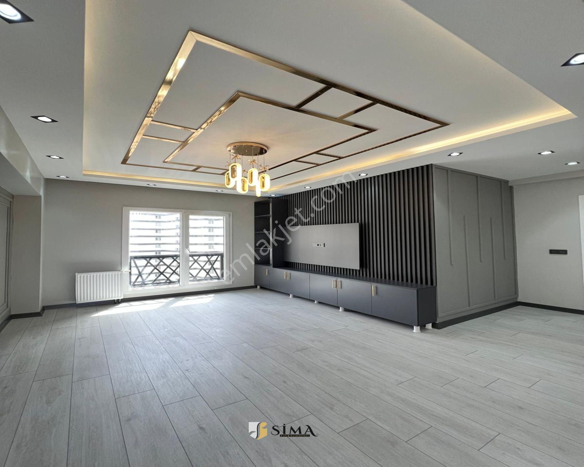 Sima Yapı'da Ana Cadde Üzeri Full Lüks Dekorlu Site İçi 2+1 Geniş Daire!!