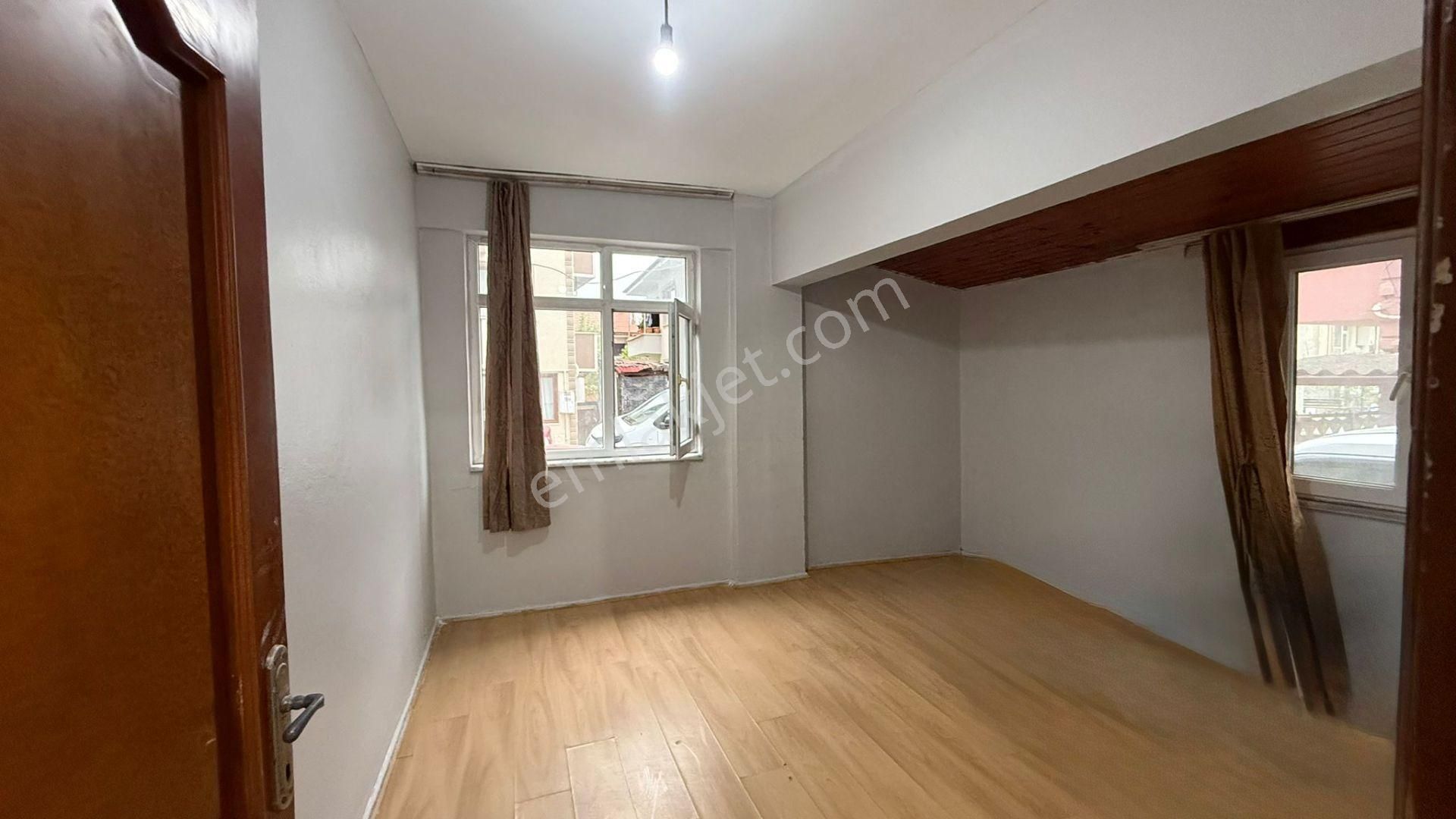 Adapazarı Yağcılar Cuma Pazarı Satılık Daire