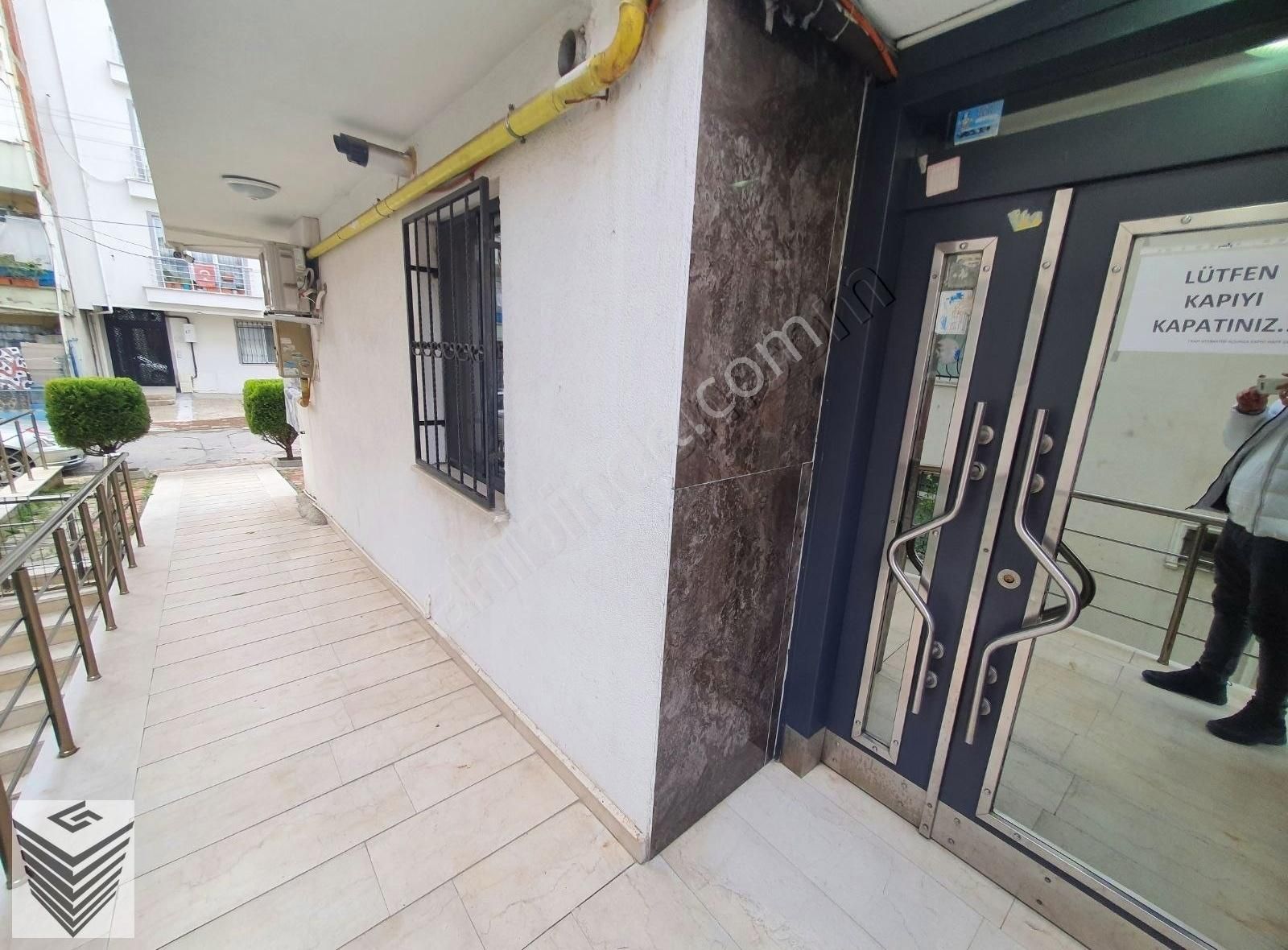 İskanlı..asansörlü..4+1 Üstdublex..harem Gebze Minibüsleri Yanı