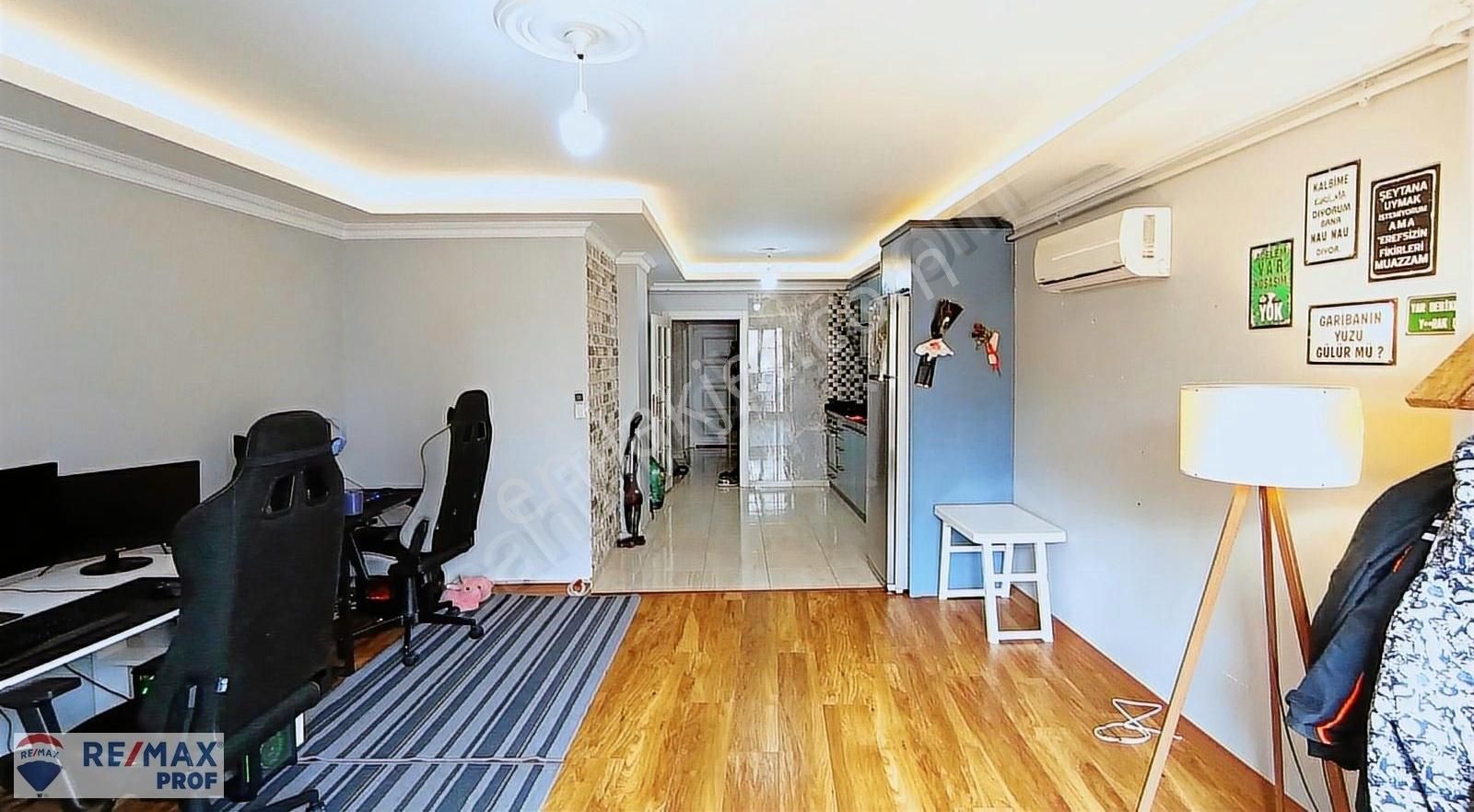 Re/max Prof Metin Avcı'dan Sultan Selim Mah. 2+1 Satılık Daire