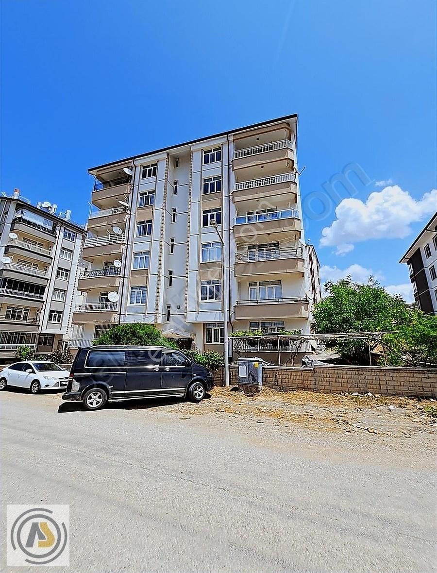 Konya Beyşehir Yeni Mahallede Satılık 3+1 Doğalgazlı Daire