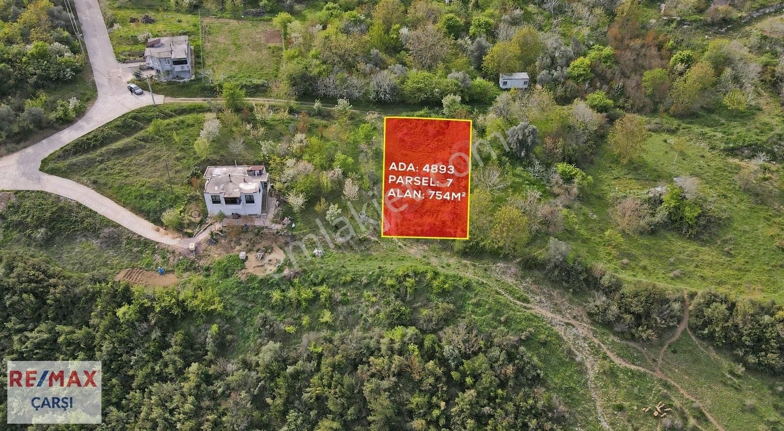 Remax Çarşıda %35 İmarlı Arsamız Sizlerle