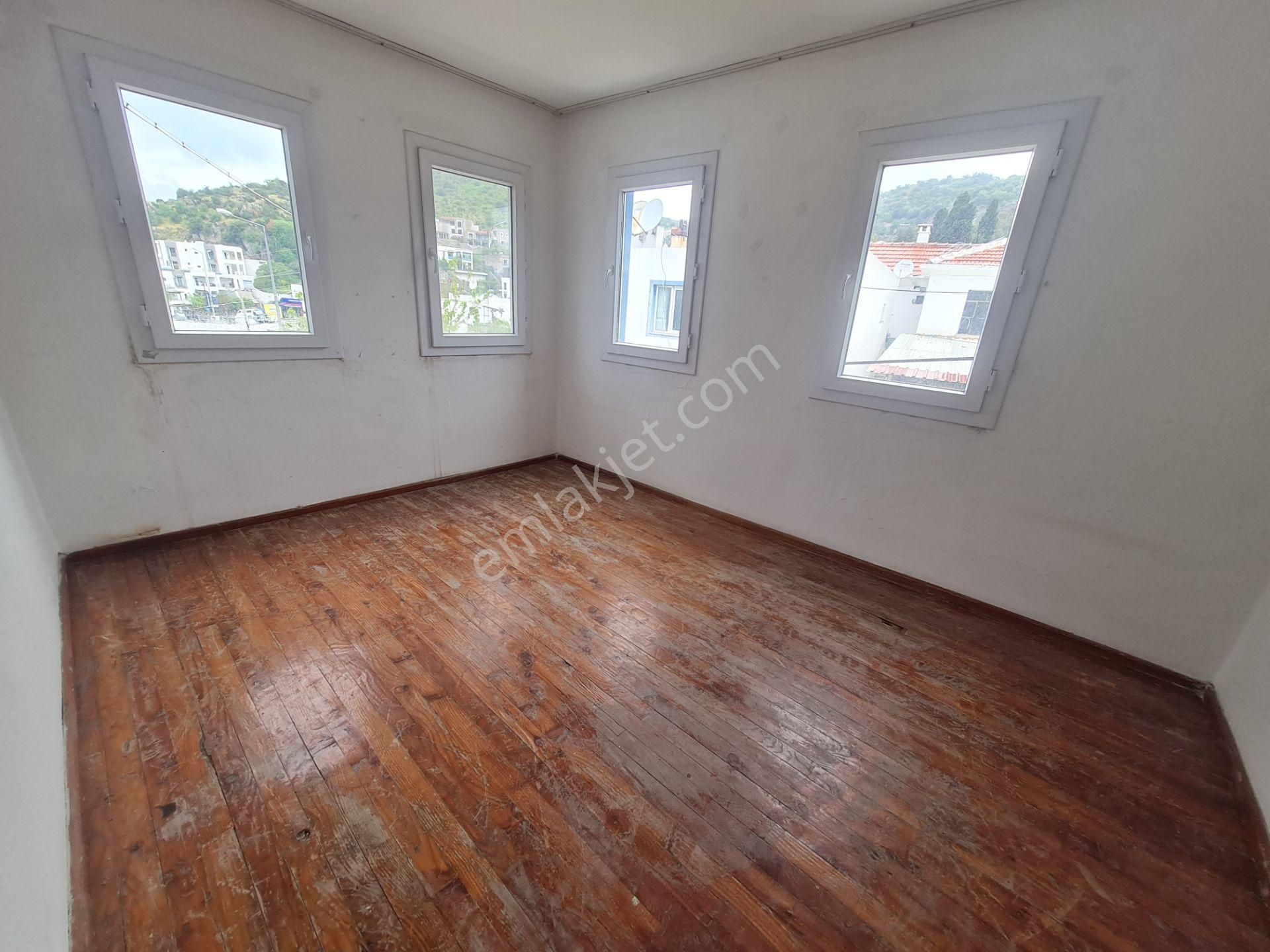 Bodrum Gürece De Kiralık Ofis Olmaya Uygun Daire