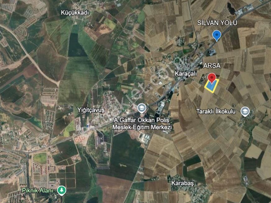 Silvan Yoluna 500 Metre Uzaklıkta 20 Dönüm Arsa Satılık