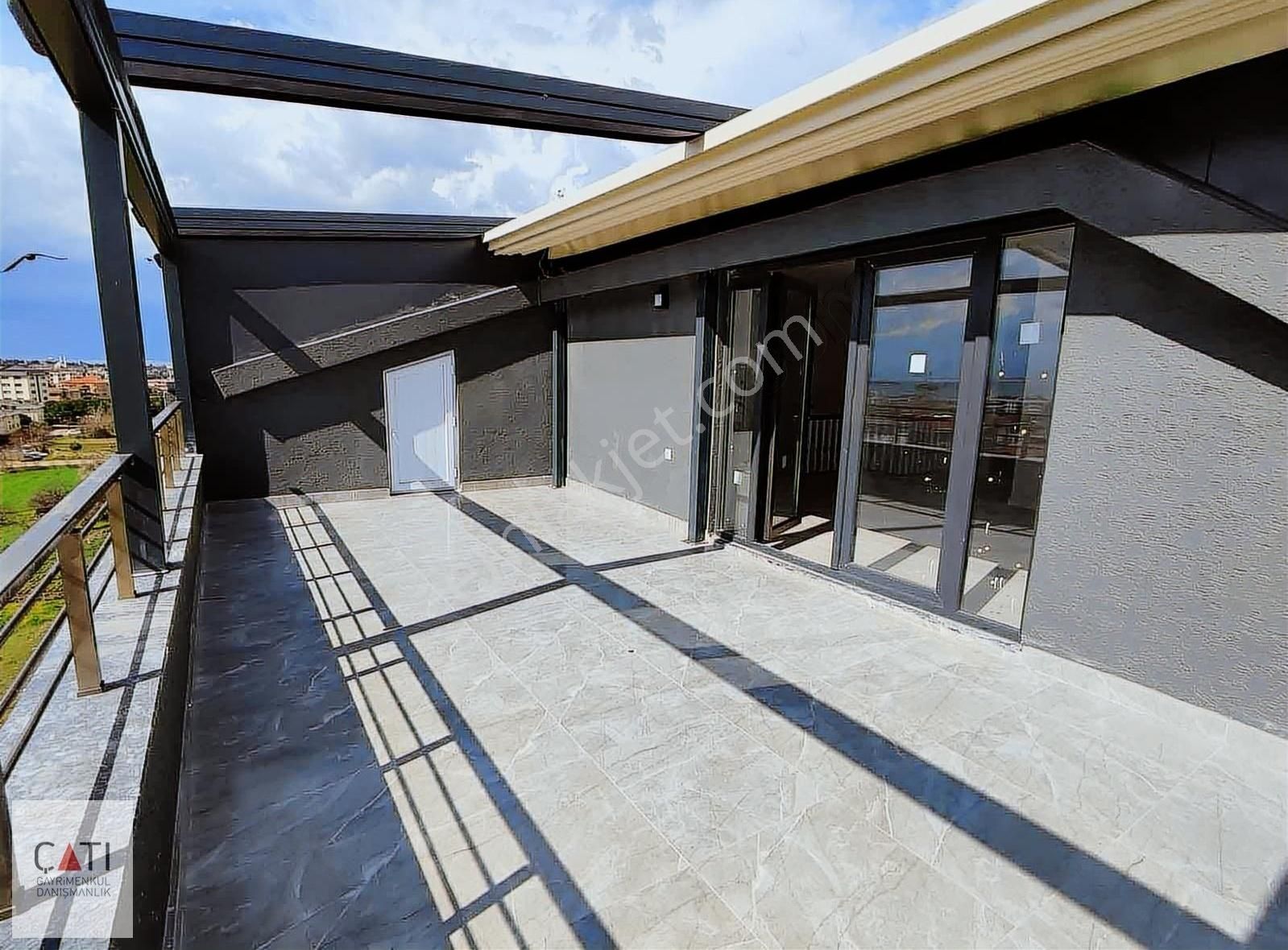 Postane Mah.deniz Manzaralı 4+2 Lüks Daireler - Görsel 23