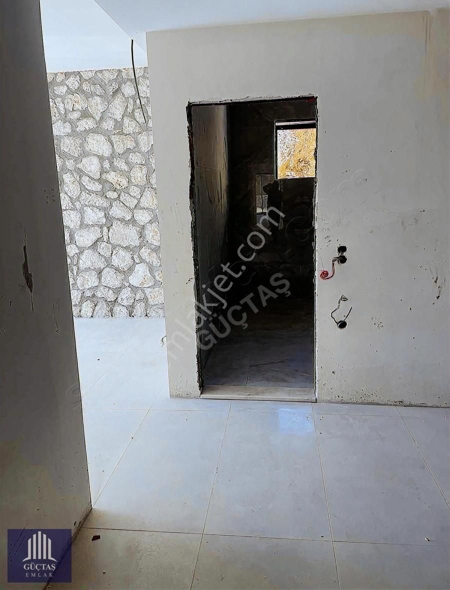 Üzümlü'de Özel Bir Konuma Sahip Satılık Villa - Görsel 13