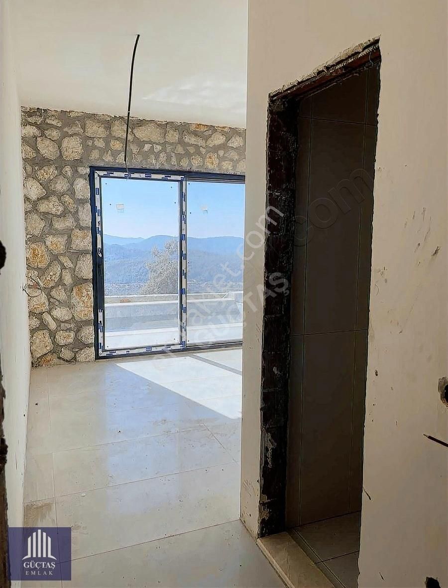 Üzümlü'de Özel Bir Konuma Sahip Satılık Villa - Görsel 11