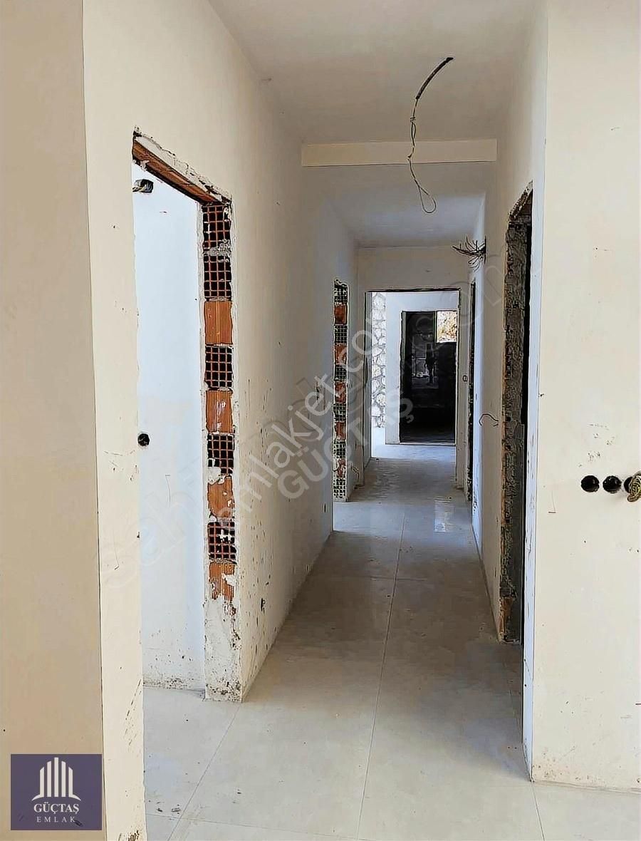 Üzümlü'de Özel Bir Konuma Sahip Satılık Villa - Görsel 17