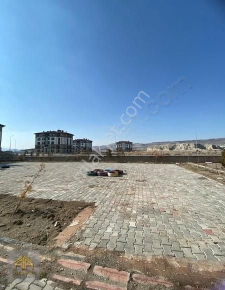 Özcan Ata'dan Şehir Hastanesin'de 1+1 Satılık Daire
