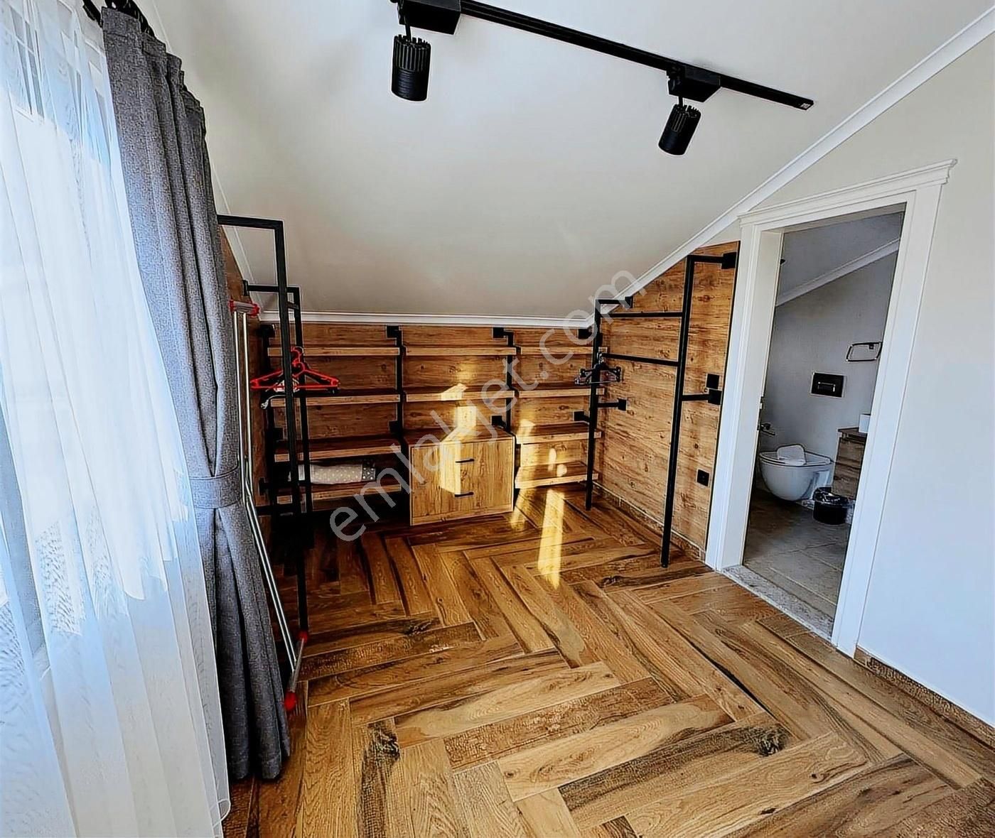 Karlık Gayrimenkulden Satılık Lüx Villa - Görsel 20