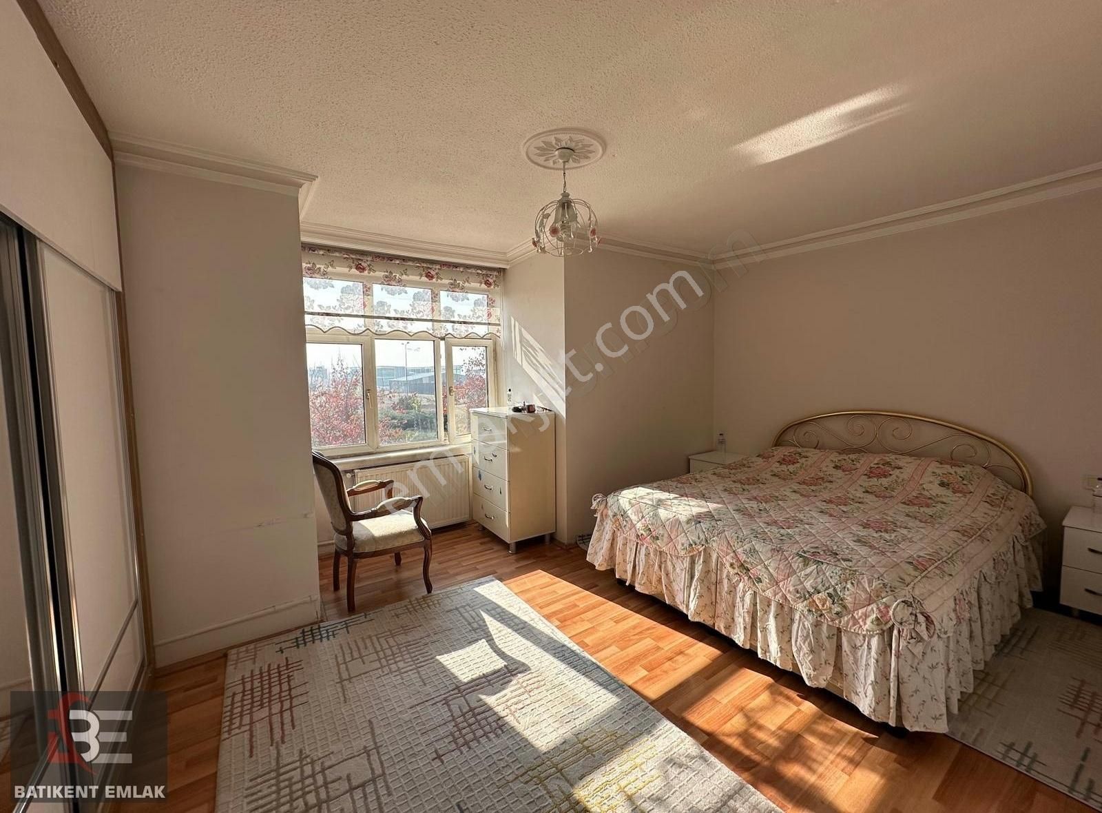 Batıkent Emlak'tan İnönü Mah Parka Cephe 3+2 Tam Bodrumlu - Görsel 13