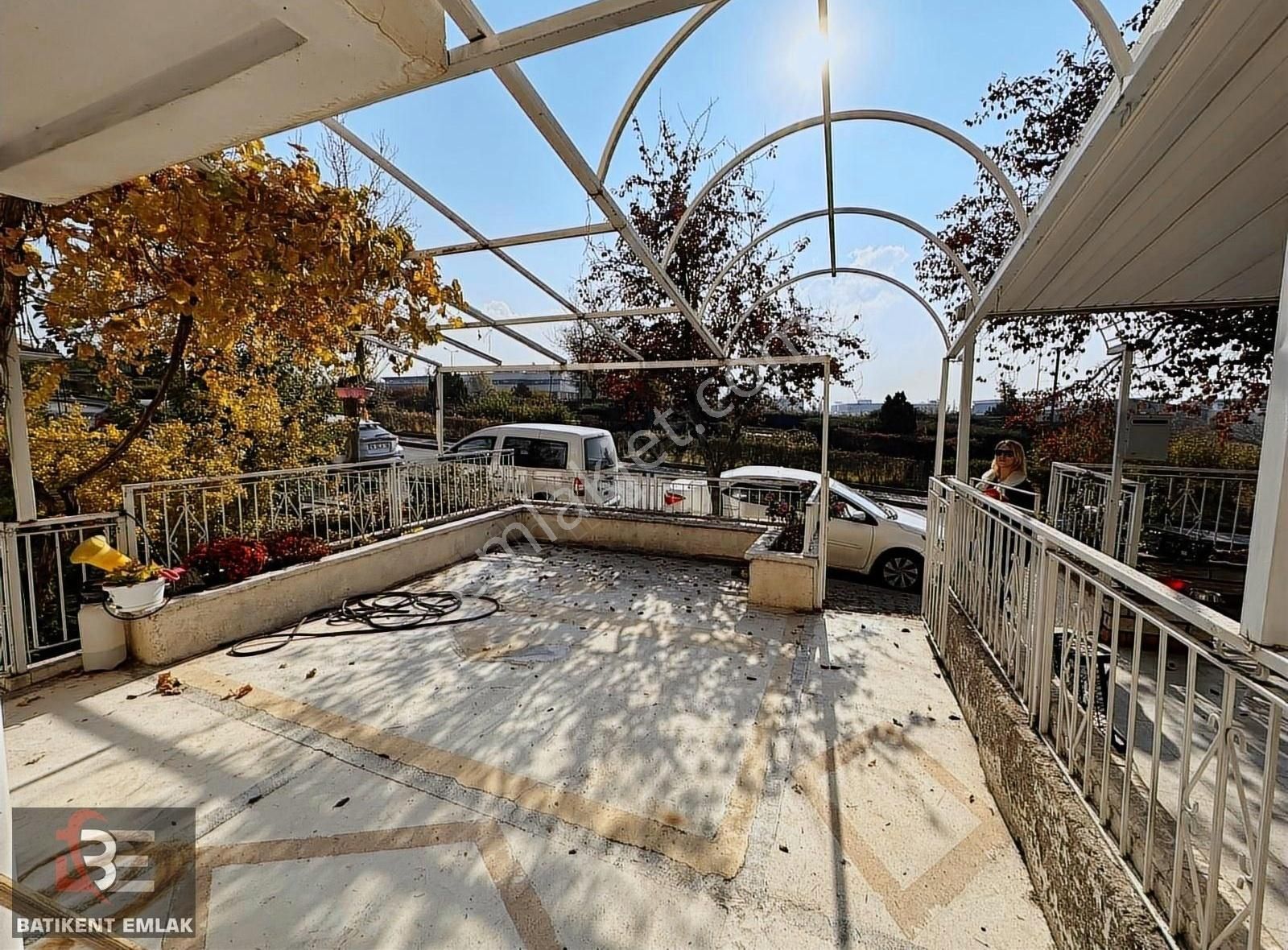 Batıkent Emlak'tan İnönü Mah Parka Cephe 3+2 Tam Bodrumlu - Görsel 21