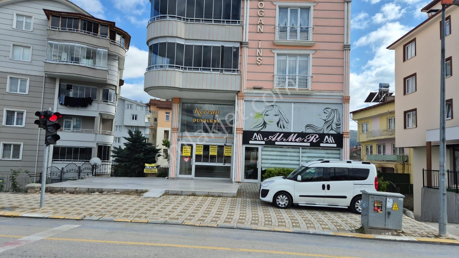Kafe, Çiğköfteci, Büfe, Terzi, Mühendislik - Emlakçıya Uygun