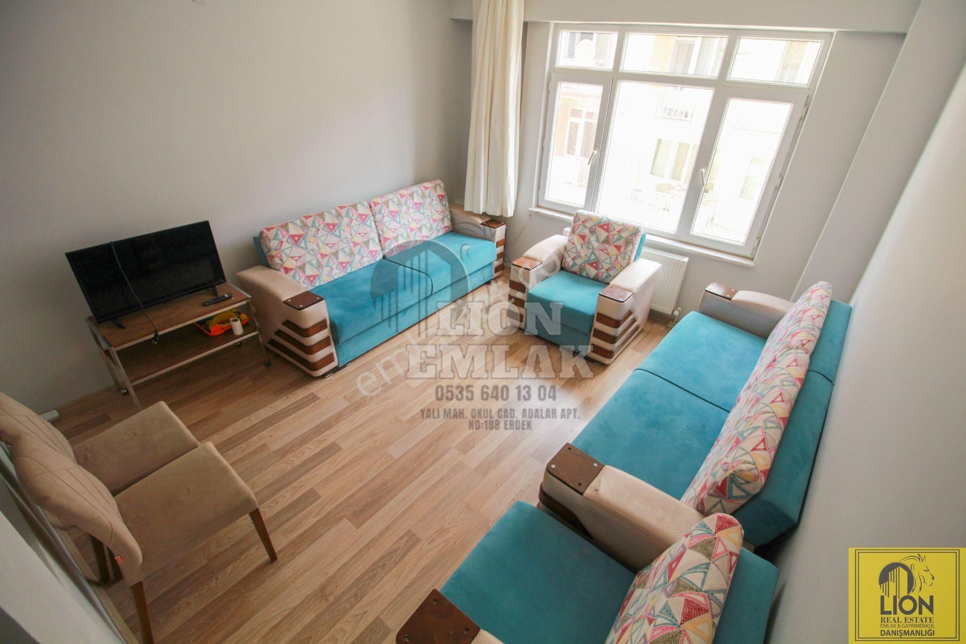 Erdek Halitpaşa'da Satılık Komple Tadilatlı Arakat Daire