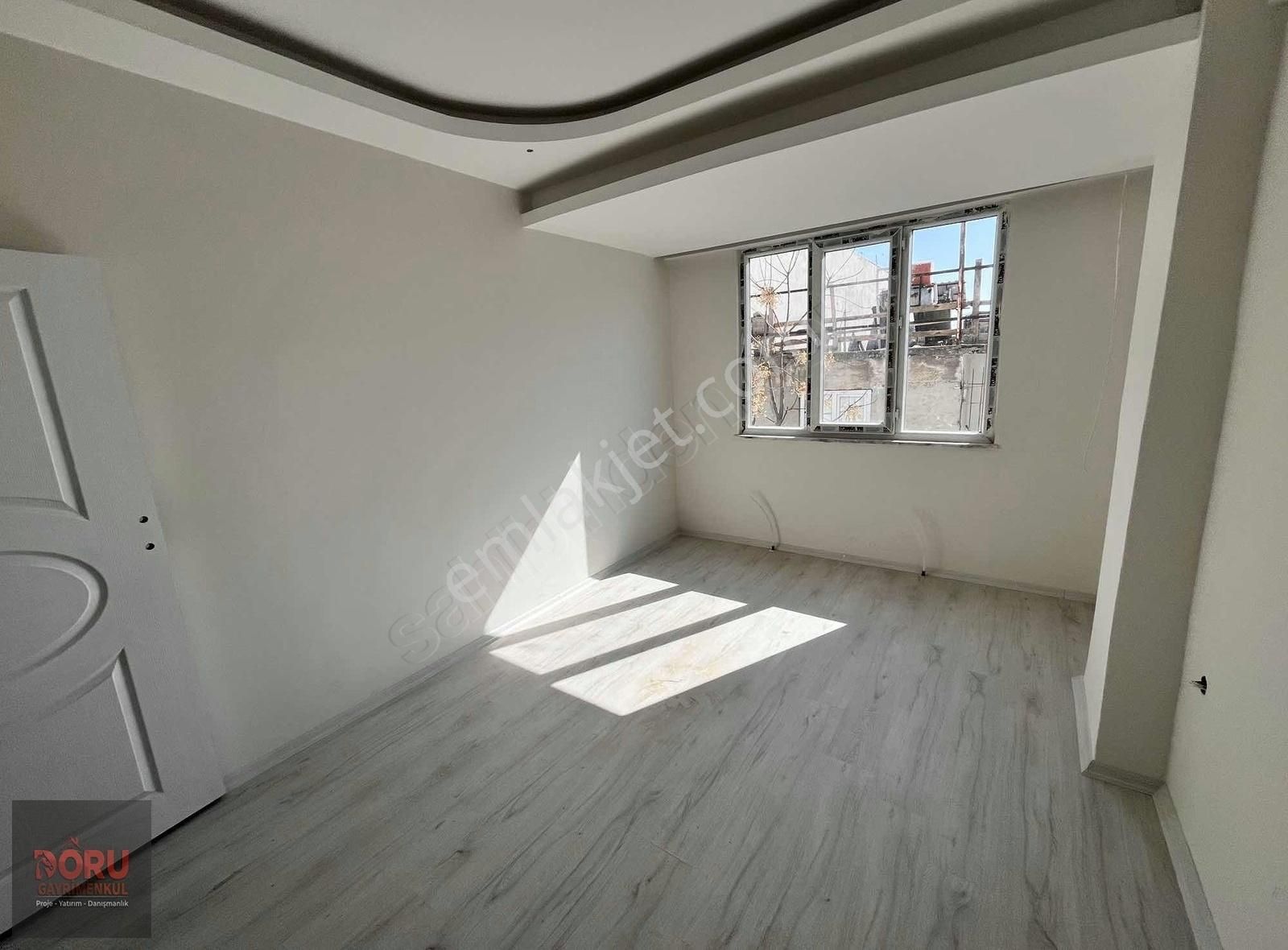 Doru'dan Doğukent Ana Cadde Altında Sıfır 2+1 Daireler