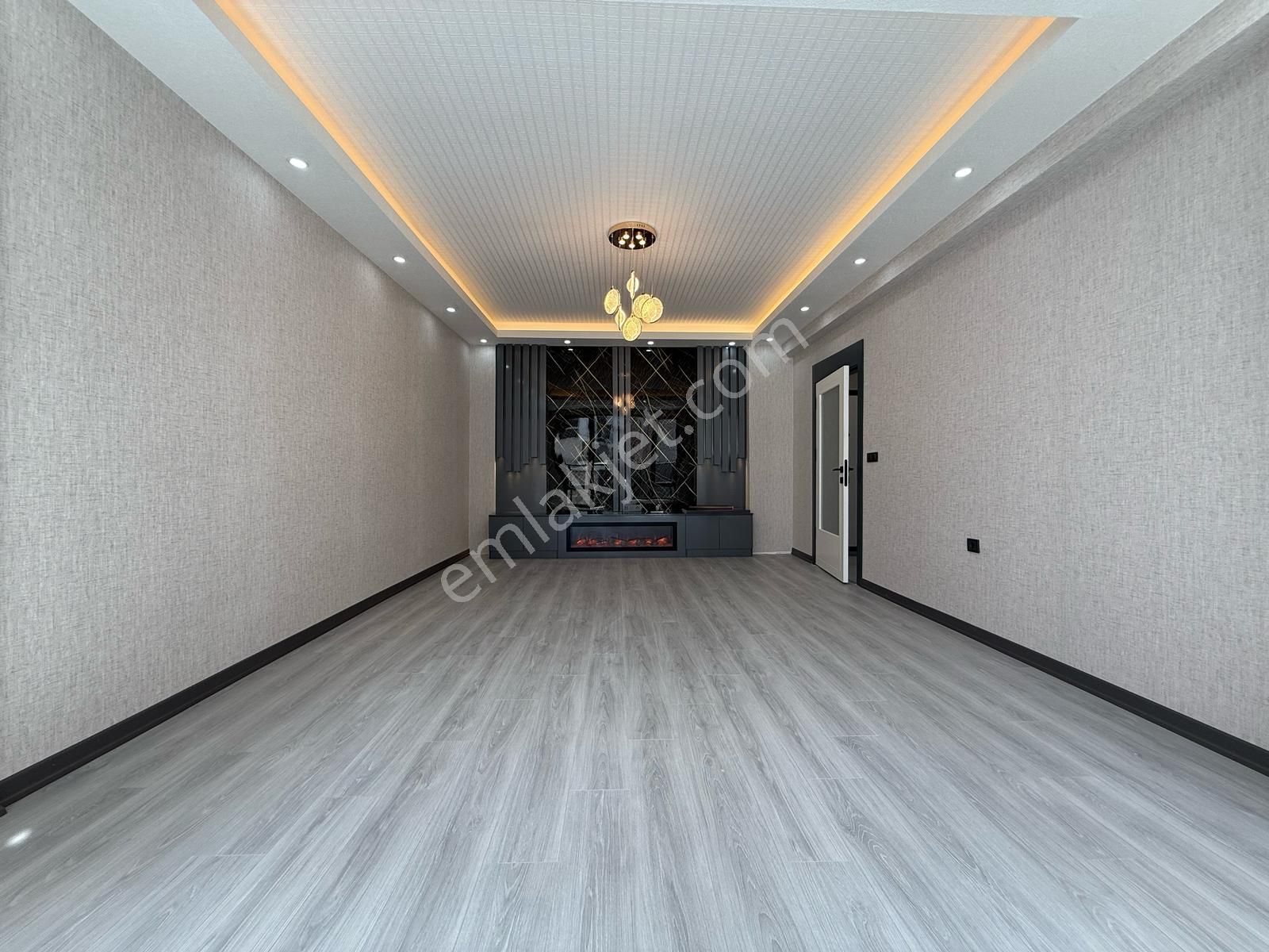 Keçiörende 3+1 Çok Geniş Teras Balkonlu Bu Yılın Son Model Evi Mega Lüks