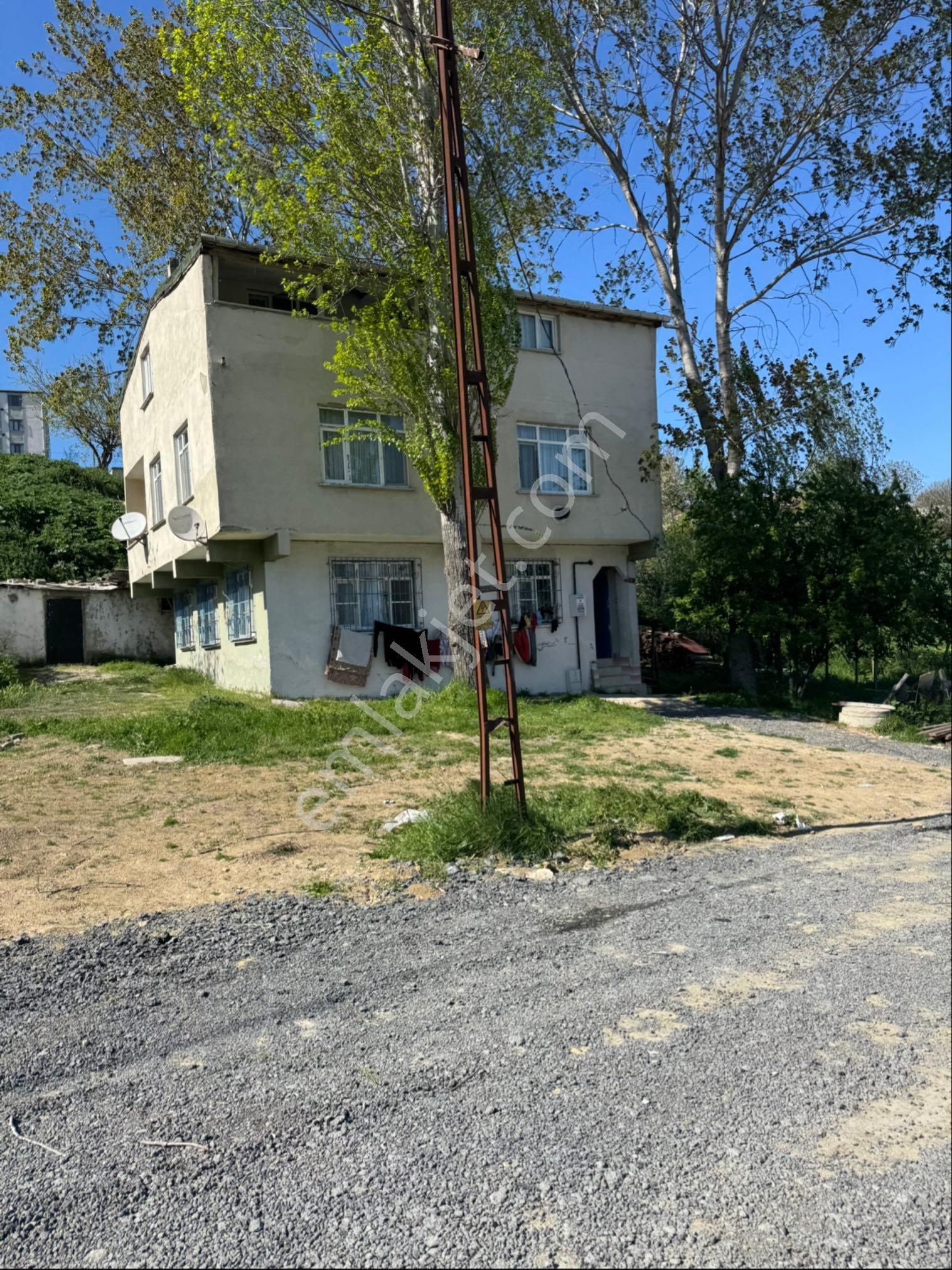 İstanbul Arnavutköy İmrahor'da Yatırımlık 70 M² Konut İmarlı, Havalimanına Çok Yakın!
