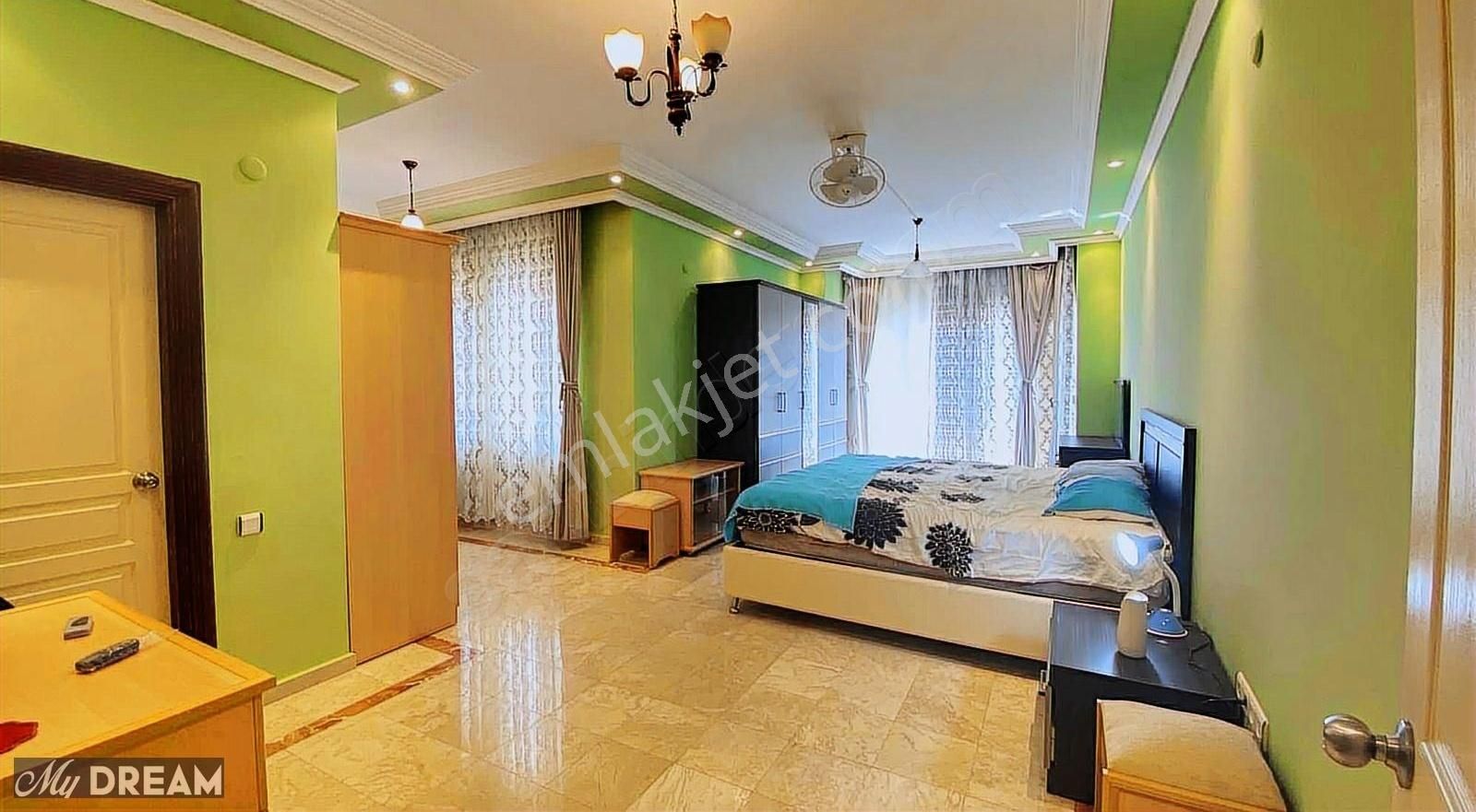Demirtaş Denize 700 Metre Müstakil 6+2 Villa