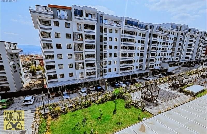 Derince Yenikent Safir Konaklarında 2+1 Arakat Daire