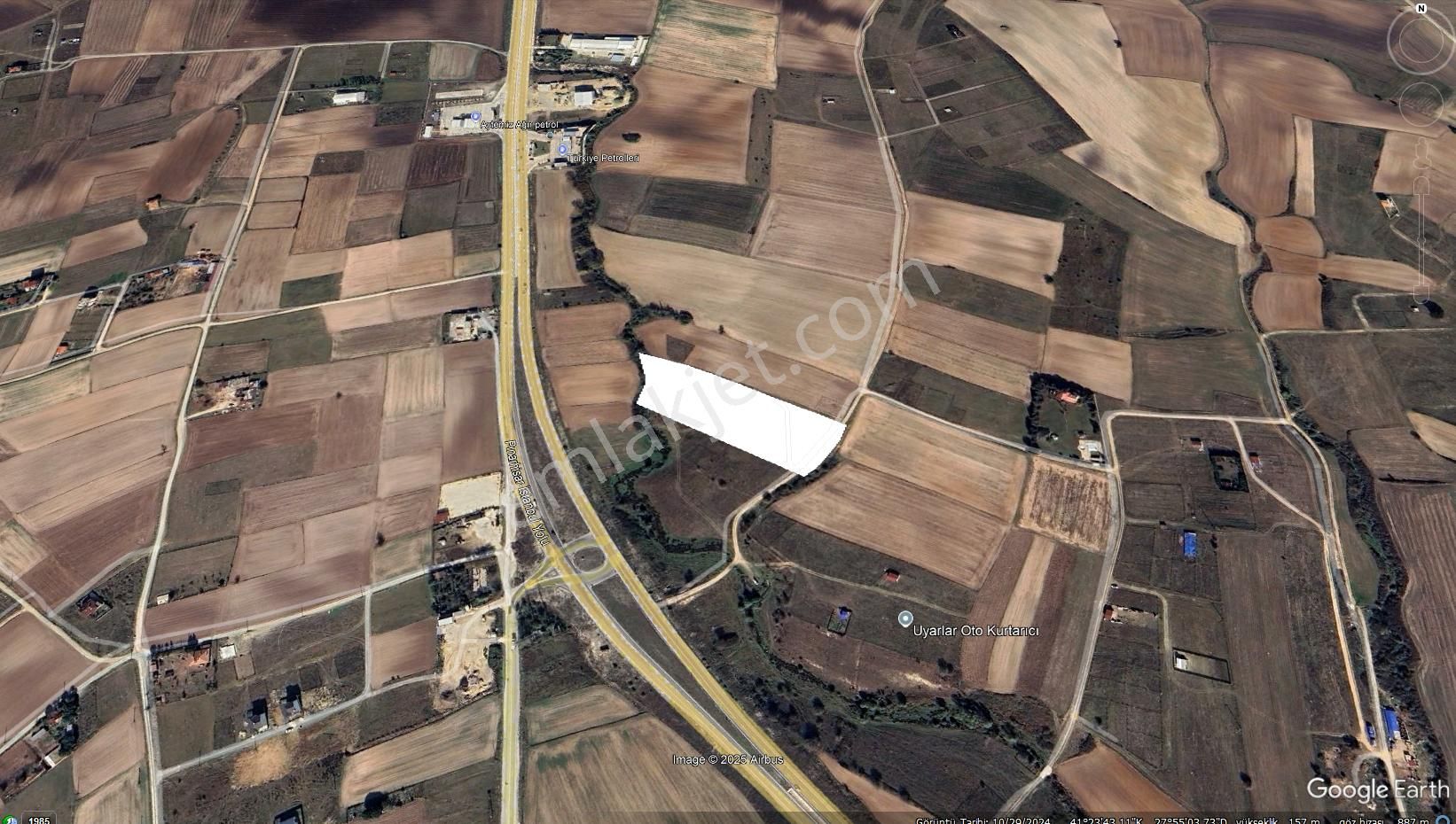 Saray Büyükyoncalı’da Yola Cephe Otobana 80 Metre 242 M² Satılık Yatırımlık Arsa Saray Köyün Dibinde