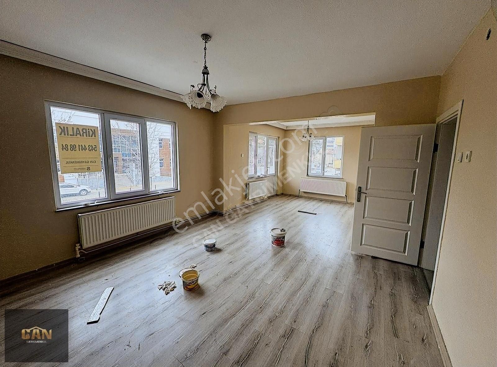 Can Gayrimenkul'den Cumhuriyet Mah Kiralık 3+1 Daire