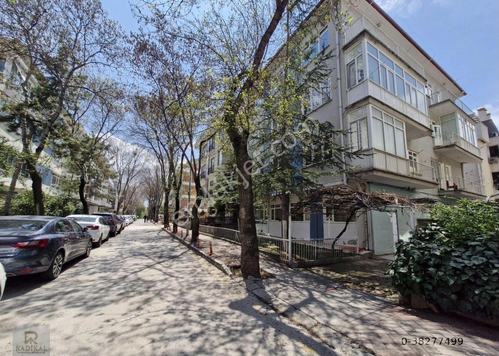 Bahçelievler Mahallesi 75. Sokak'ta 3+1 Kiralık Kupon Fırsat Daire .........