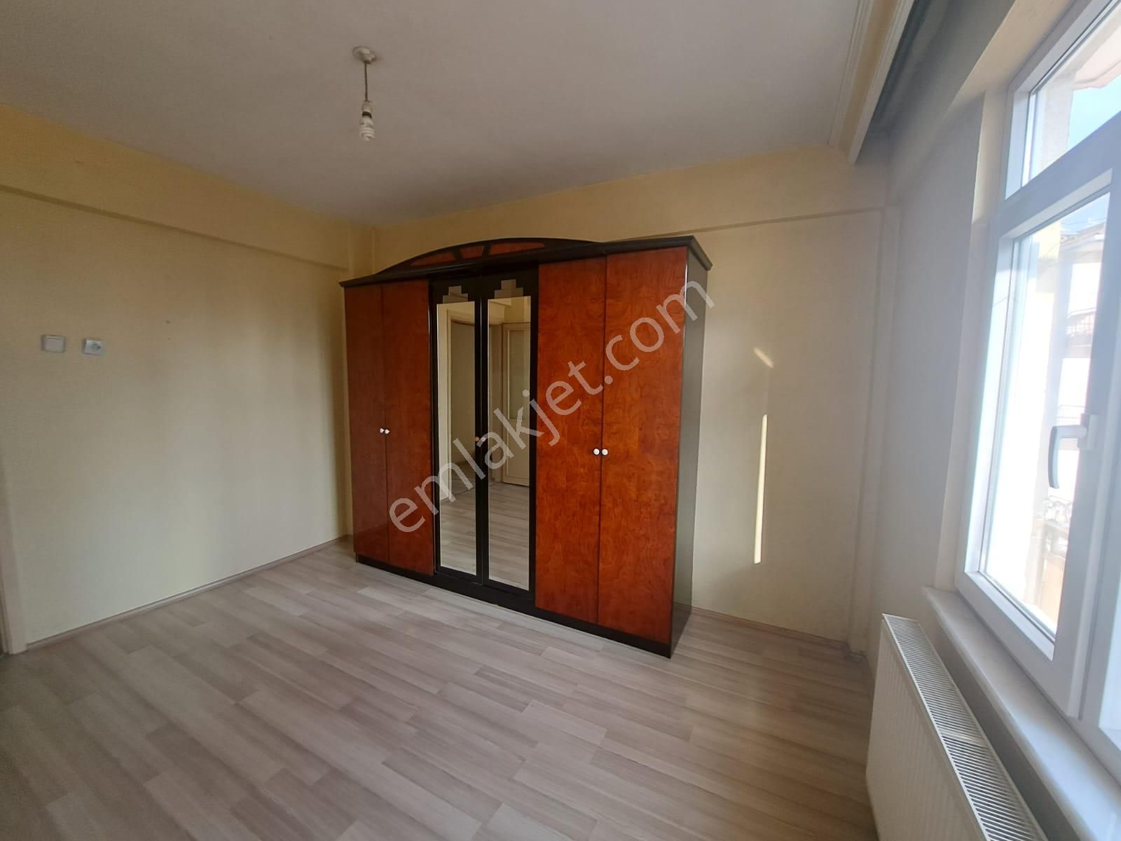 Derince Deniz Mahallesi Kiralık Daire 2+1
