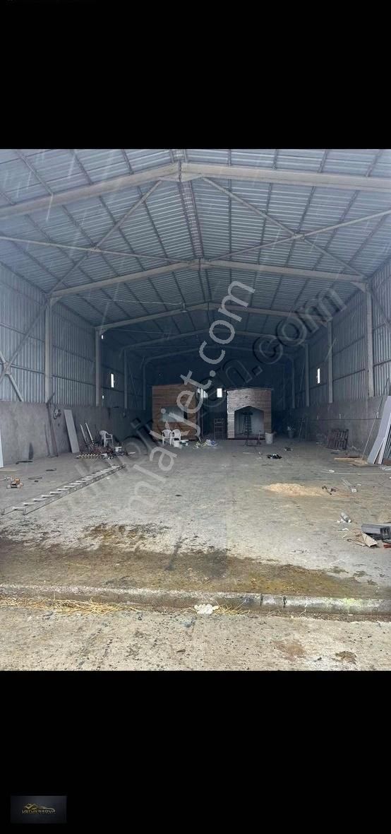 Üstün Grouptan İzzettinde 400 M2 İşyeri