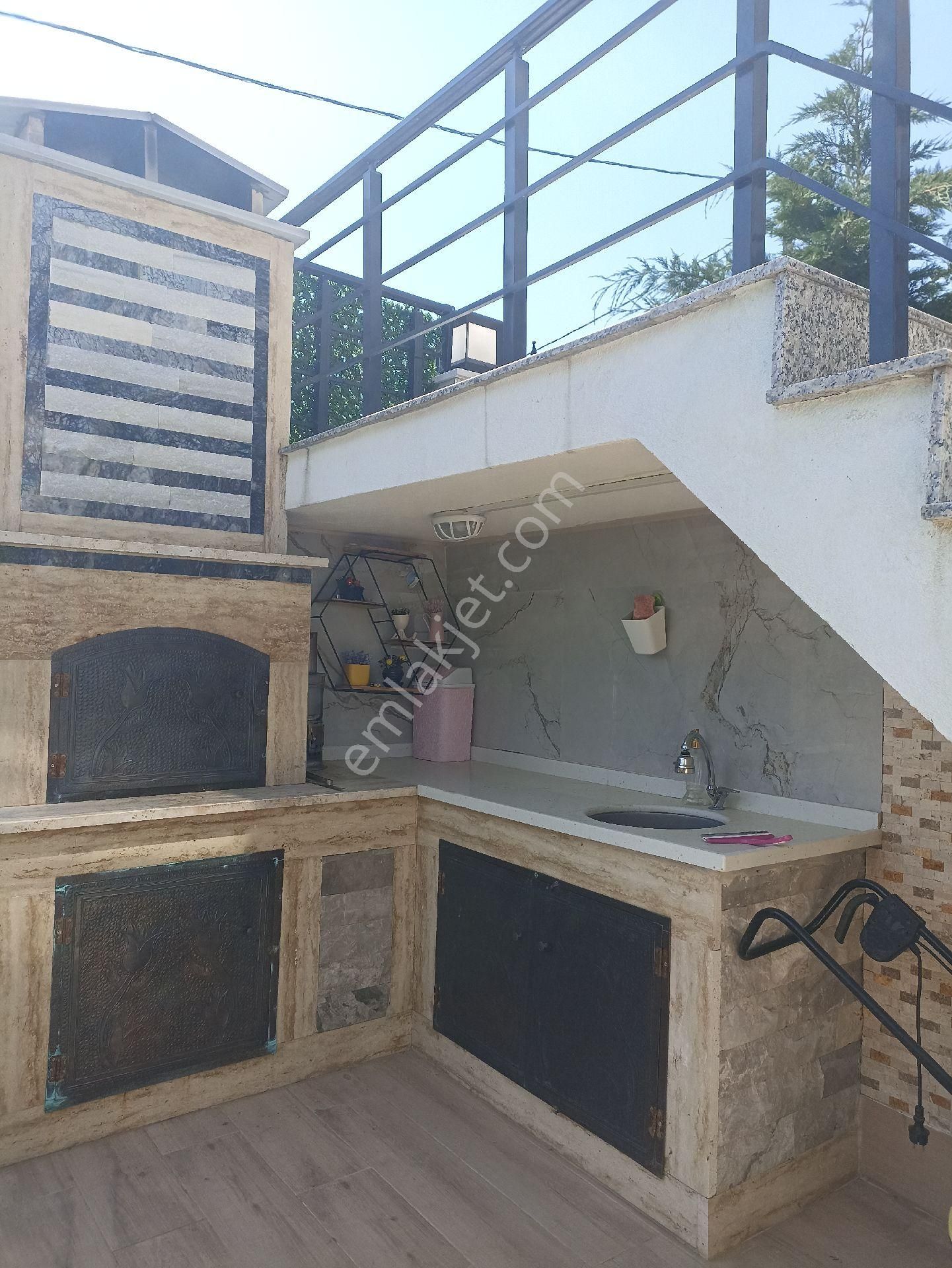 İstanbul İli Silivri İlçesi Gümüşyaka Mahallesi'nde Deniz Manzaralı Sıfır Yazlık. - Görsel 27