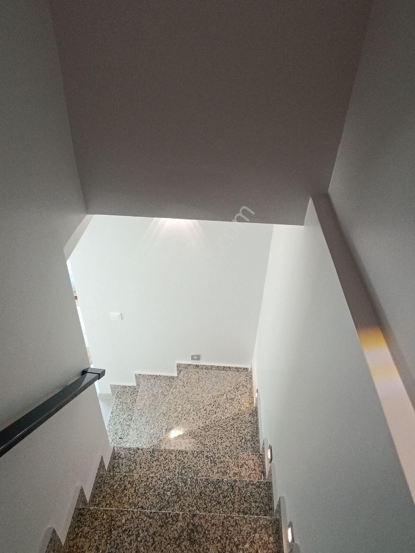 İstanbul İli Silivri İlçesi Gümüşyaka Mahallesi'nde Deniz Manzaralı Sıfır Yazlık. - Görsel 10