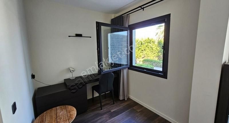 Bodrum Yalıkavak'ta Satılık Deniz Manzaralı Özel Plajlı Villa - Görsel 18
