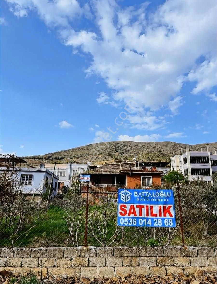 Osmanıye Bahçe İlçesinde Aslanlı Mah Mustakıl Ev